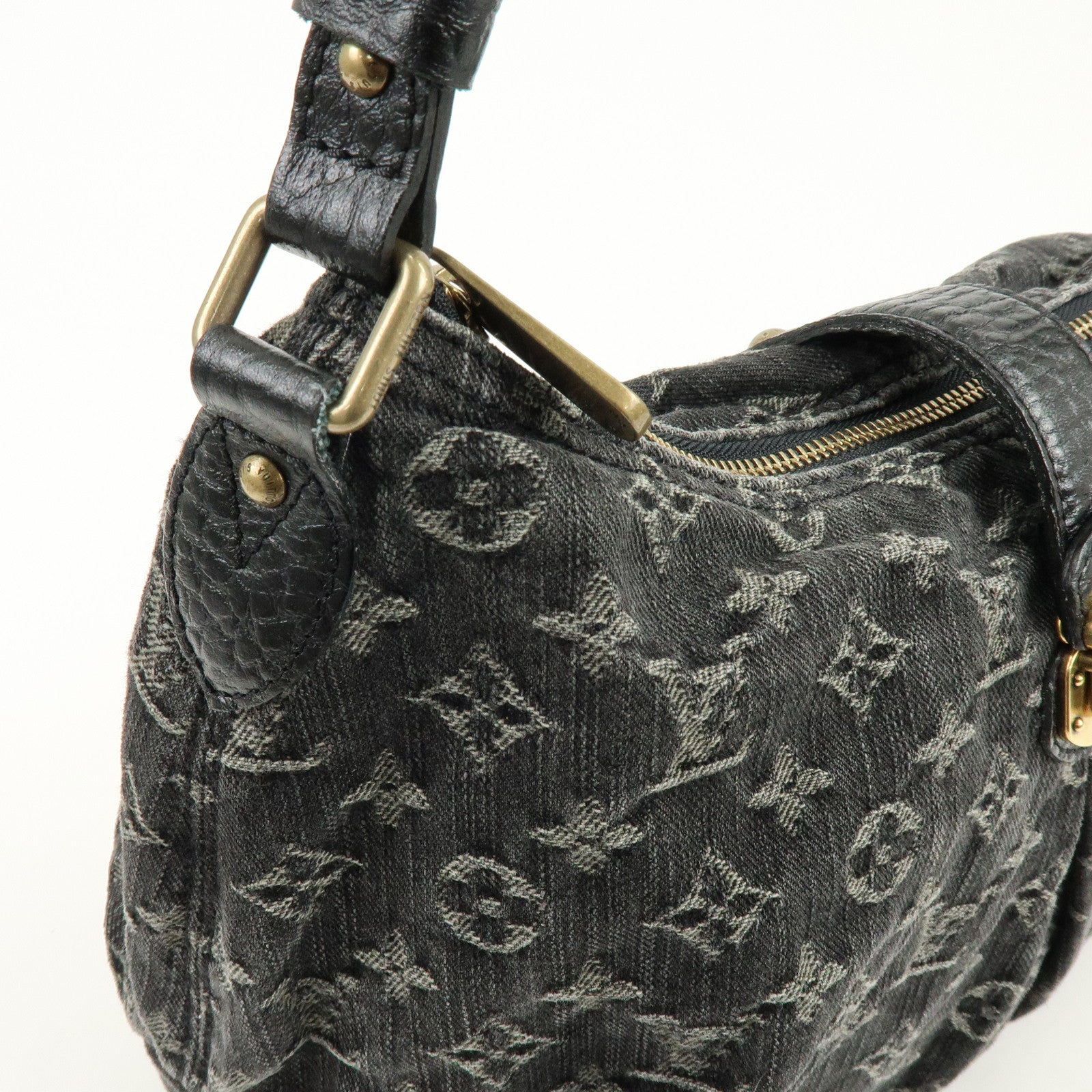 Louis Vuitton Monogram Denim Slightly Shoulder Bag Noir M95835