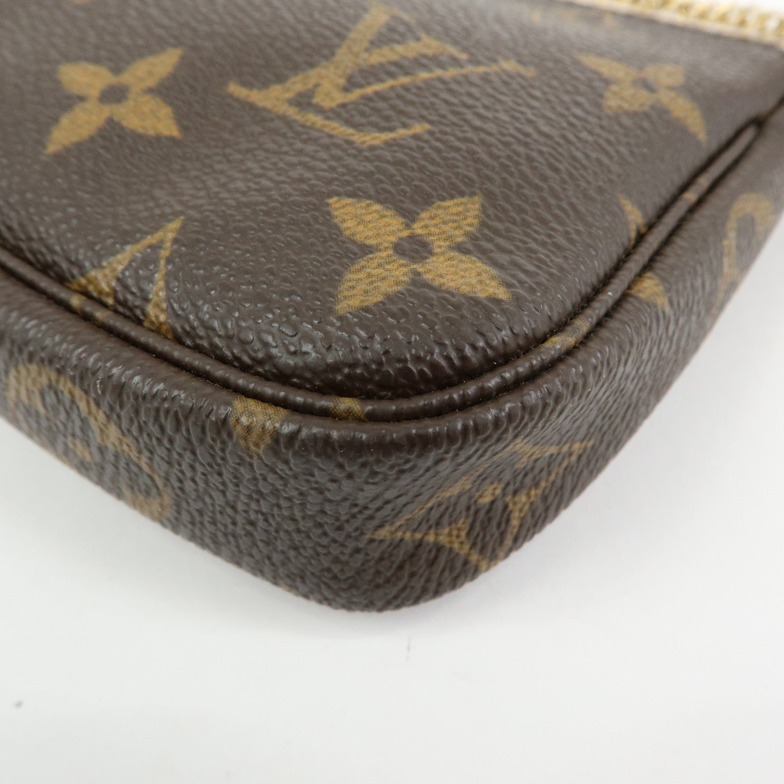 Louis Vuitton Monogram Mini Pochette Accessoires Hand Bag M58009