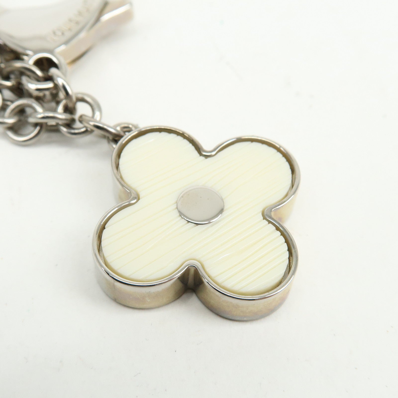 Louis Vuitton Bijoux Sac Fleur de Epi Bag Metal Charm White M65085