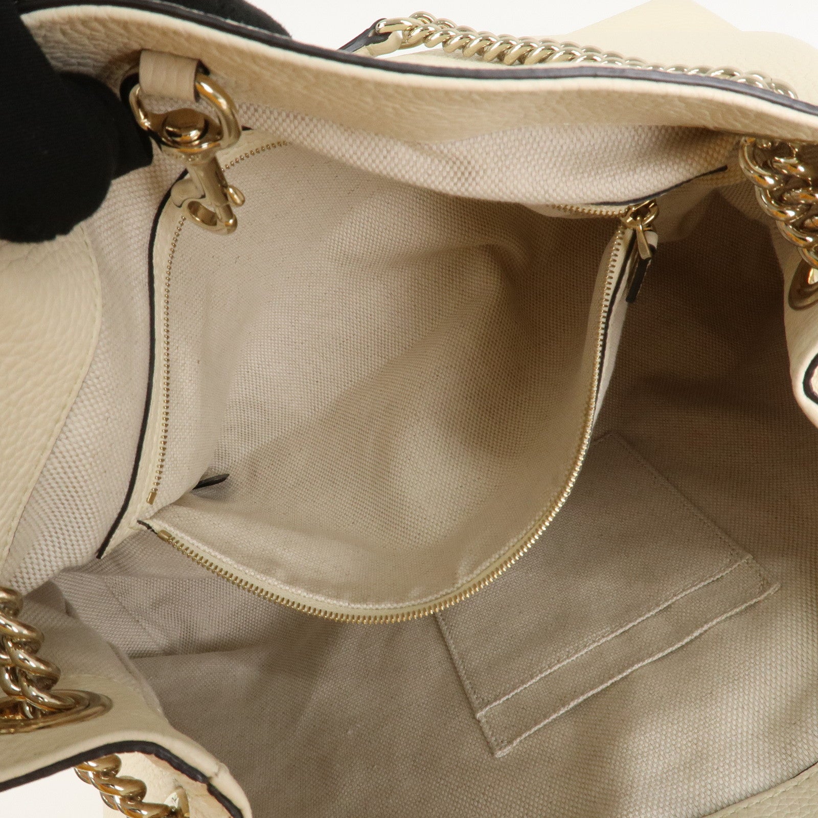 GUCCI SOHO Interlocking G Leather Chain Shoulder Bag White 536196