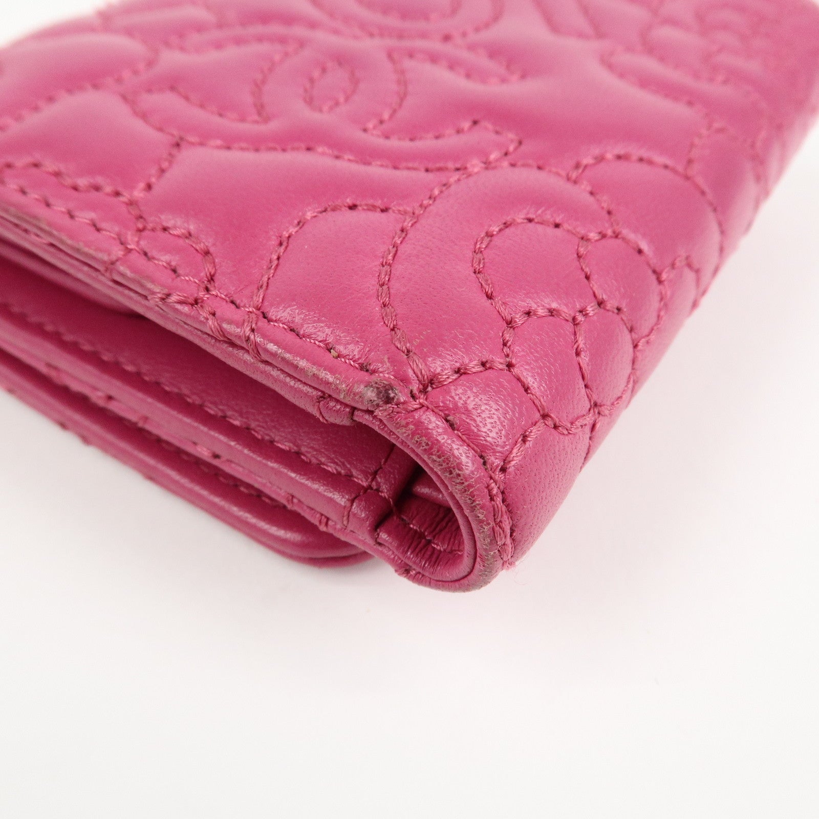 CHANEL Camellia No.5 Lamb Skin Leather Compact Wallet Pink A70615