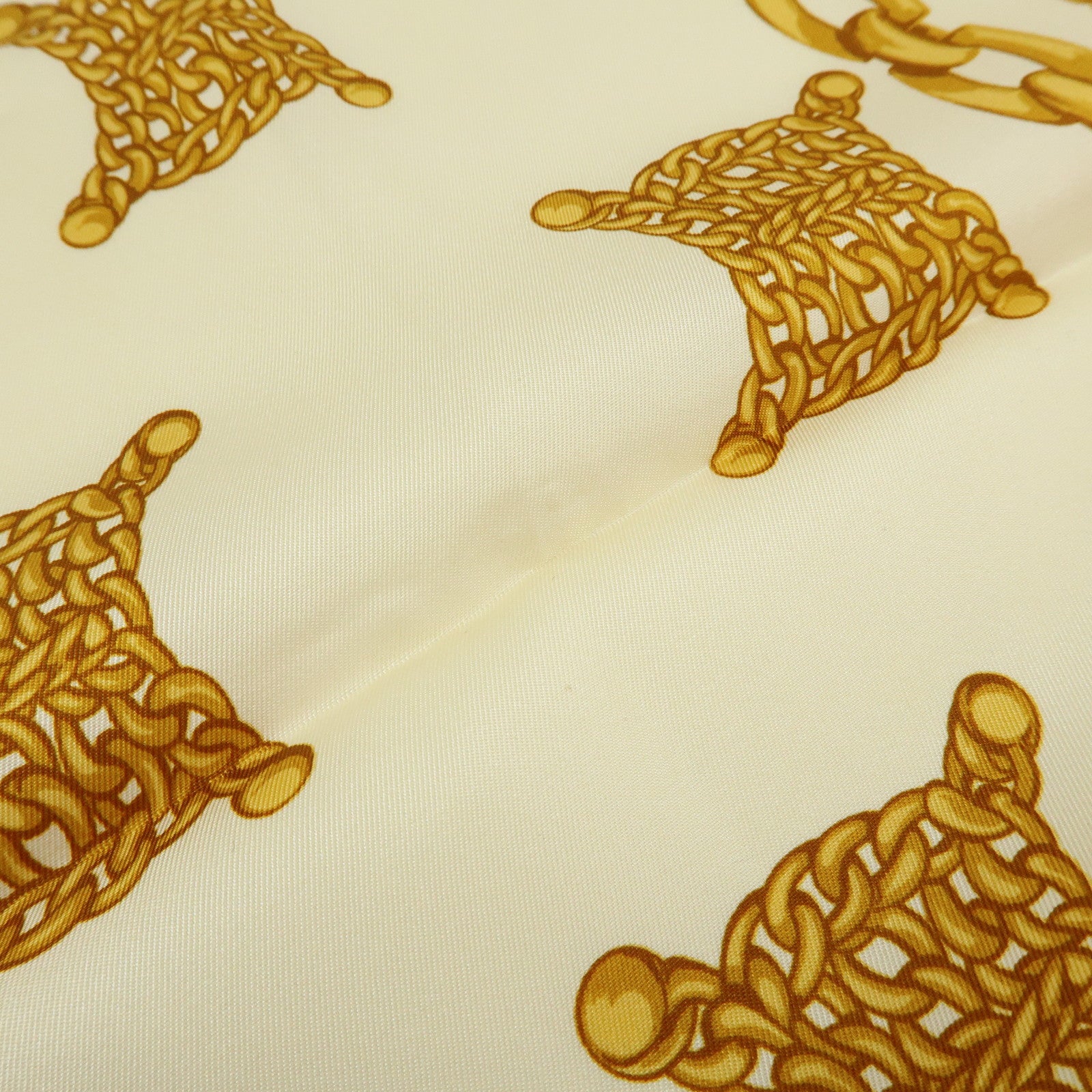 CELINE Macadam Chain Patten Silk 100% Scarf Ivory Gold