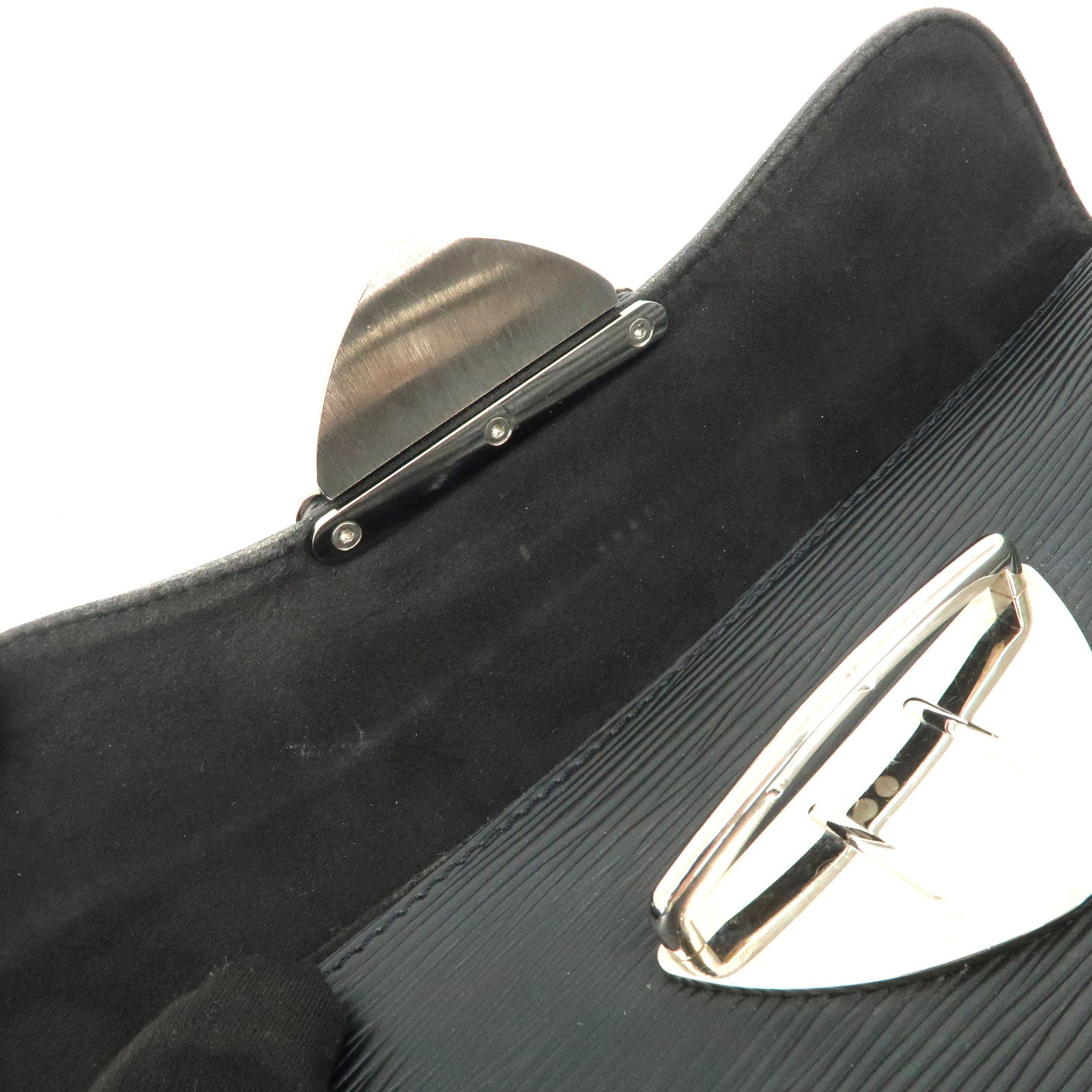 Louis Vuitton Epi Pochette Montaigne Shoulder Bag Noir M59292