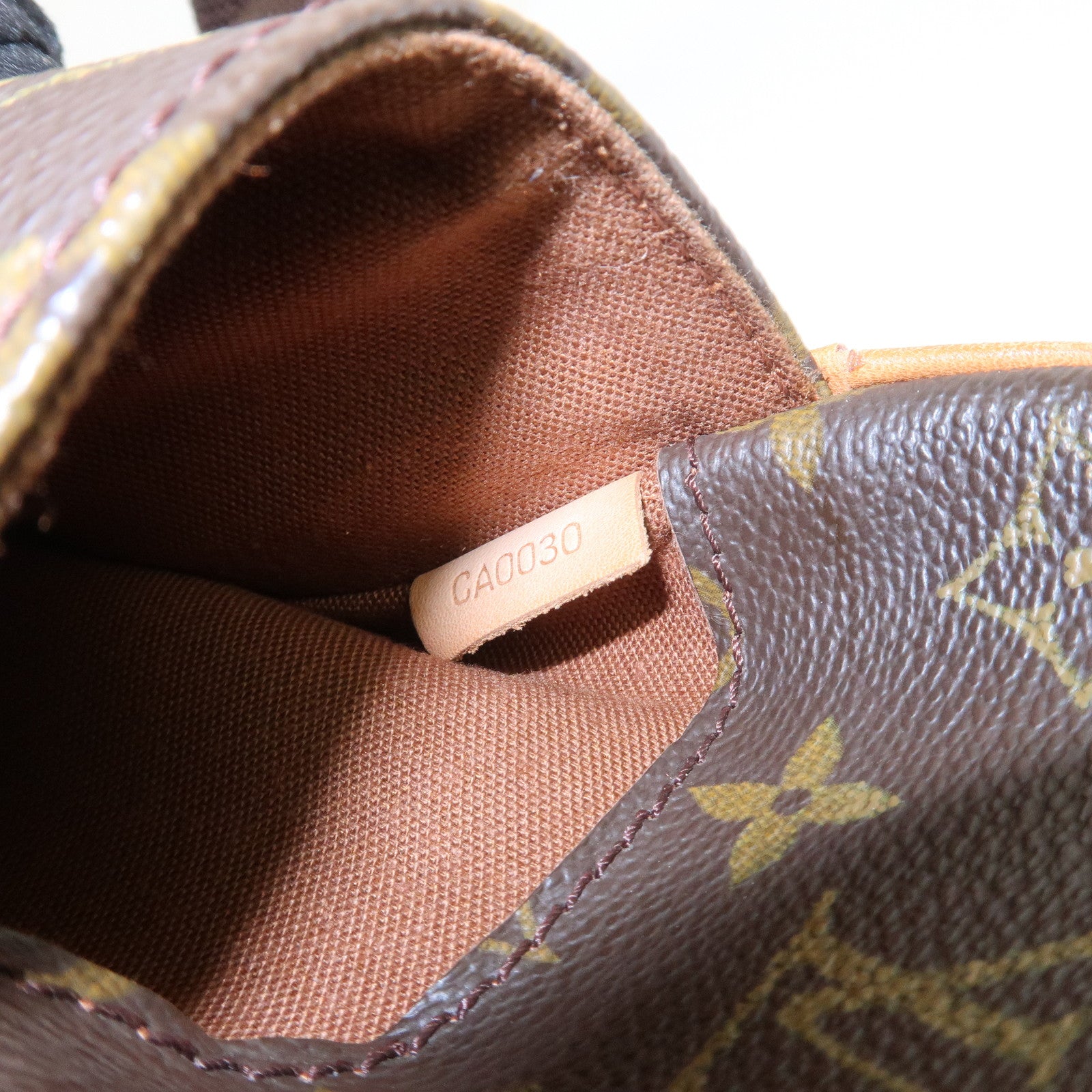 Louis Vuitton Monogram Pochette Gange Crossbody Bag M51870