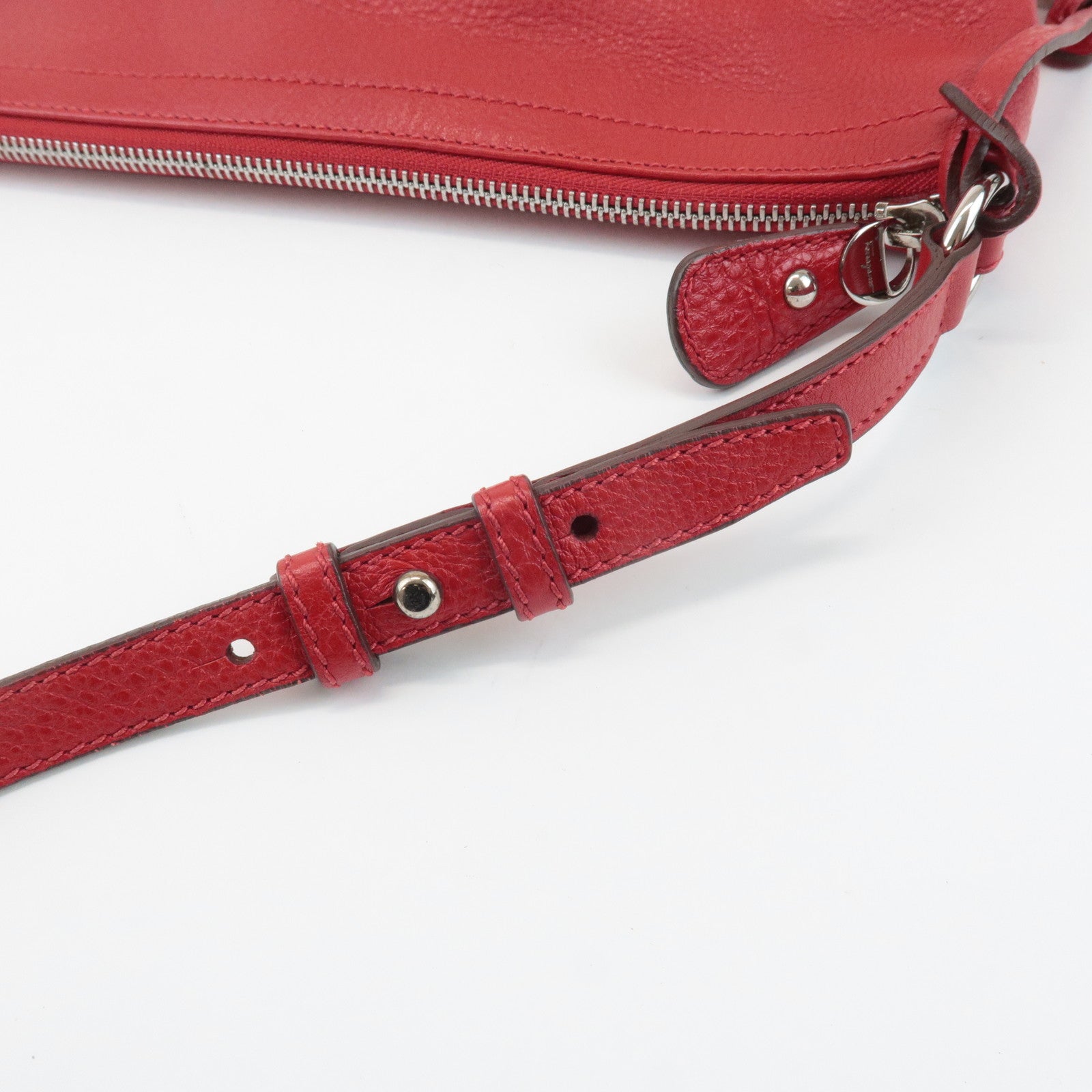 Ferragamo Gancini Leather Shoulder Bag Ferragamo Red Used