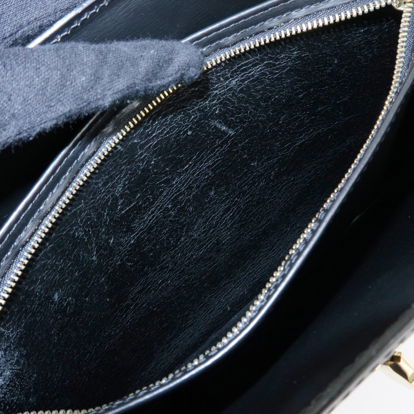 Louis Vuitton Epi Capuchin Shoulder Crossbody Bag Noir Black M52342