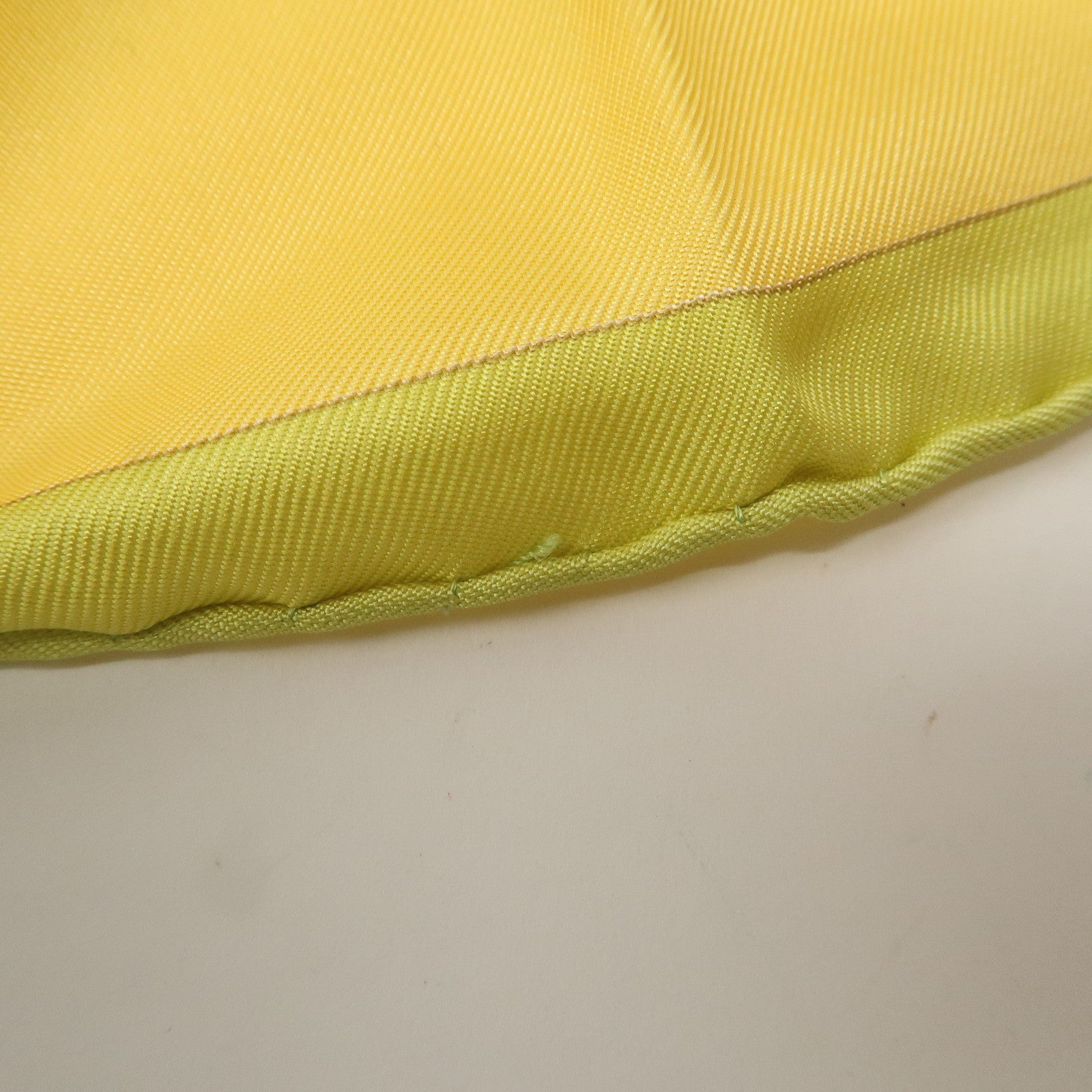 HERMES Carre 90 Silk 100% Scarf Au Gre Du Ven Yellow Light Green Used