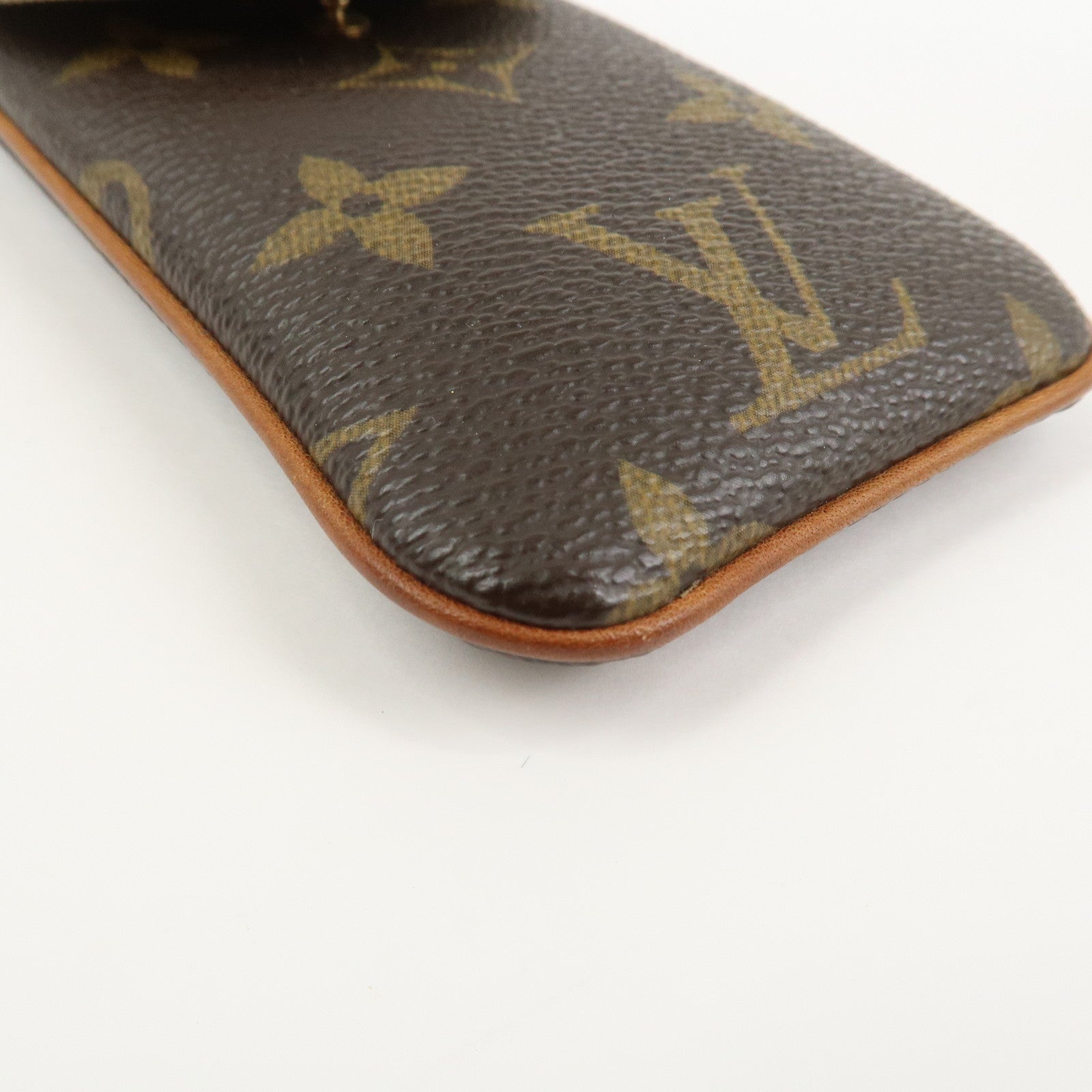 Louis Vuitton Monogram Etui Telefonne MM Phone Case Brown M66546