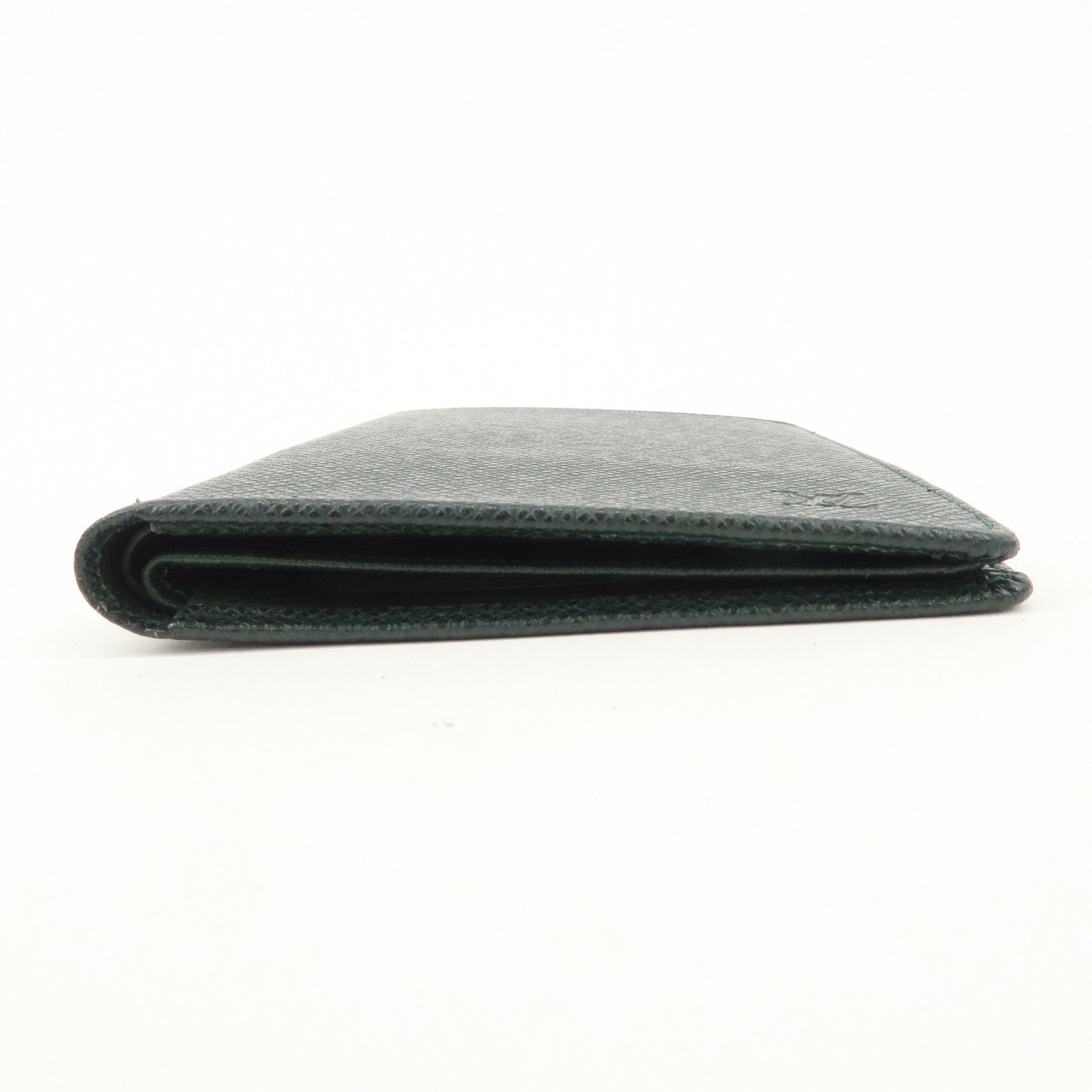 Louis Vuitton Taiga Leather Pass Case Card Case Epicea Used