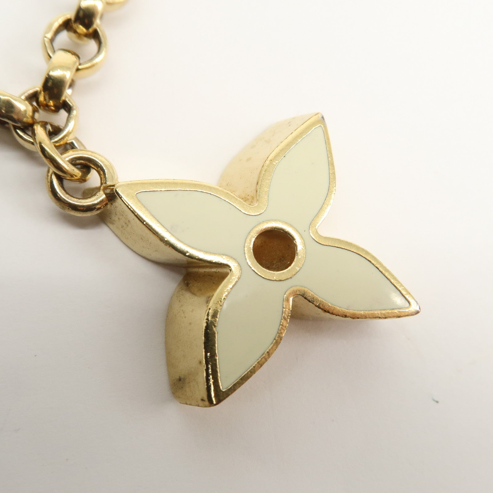 Louis Vuitton Fleur de Monogram Bag Charm Key Chain Gold M65111