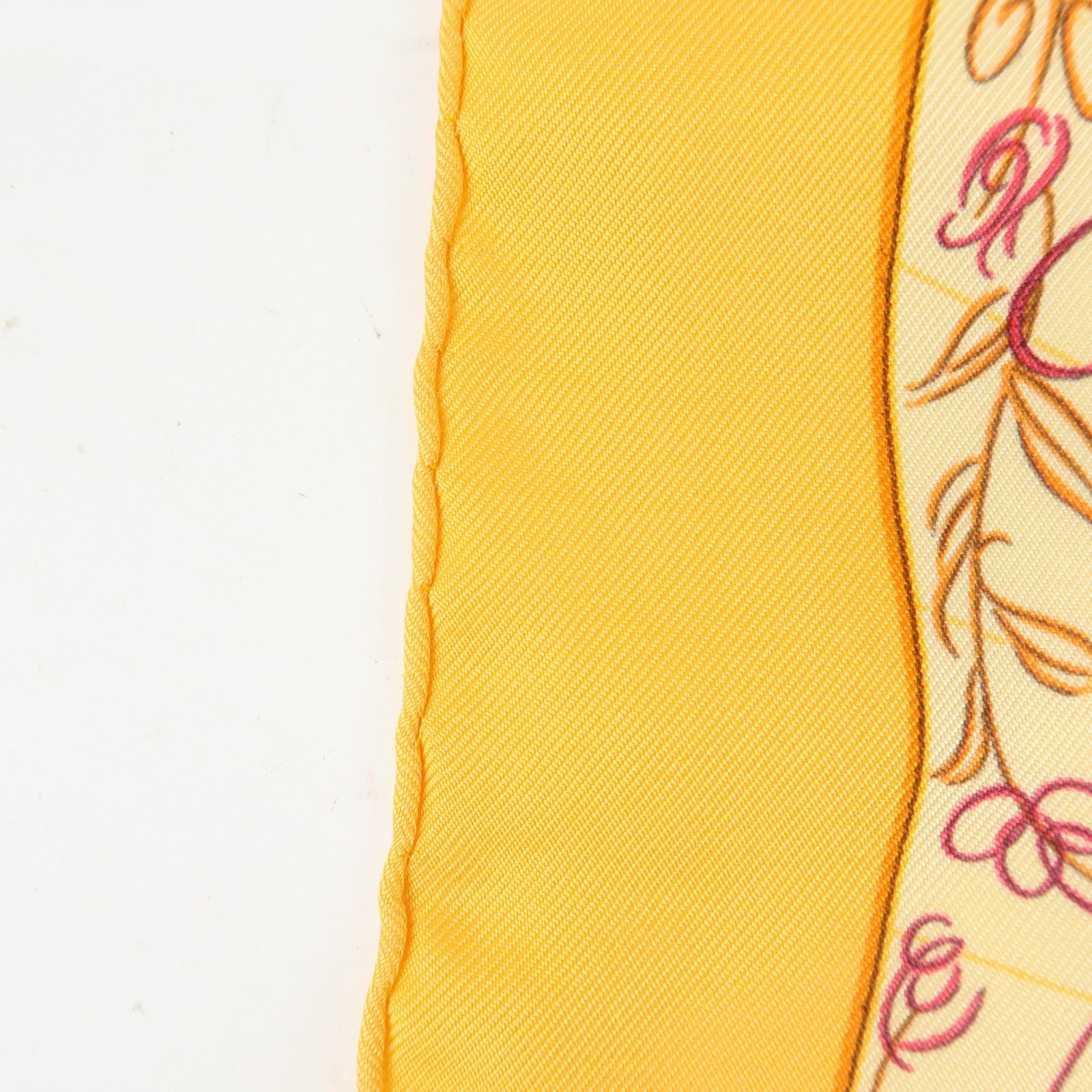 HERMES Carre 42 Silk 100% Scarf EFFLUVES Ivy Print Orange