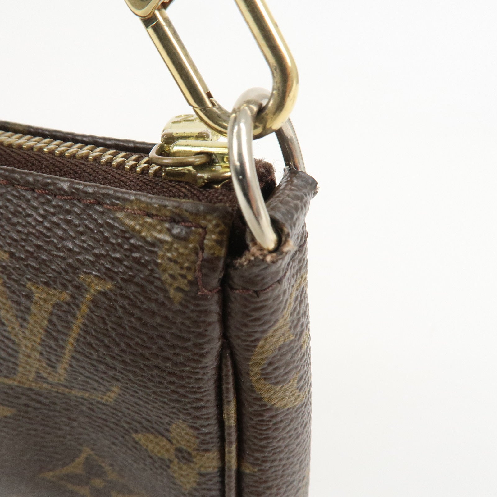 Louis Vuitton Monogram Panda Pochette Accessoires Pouch M51981