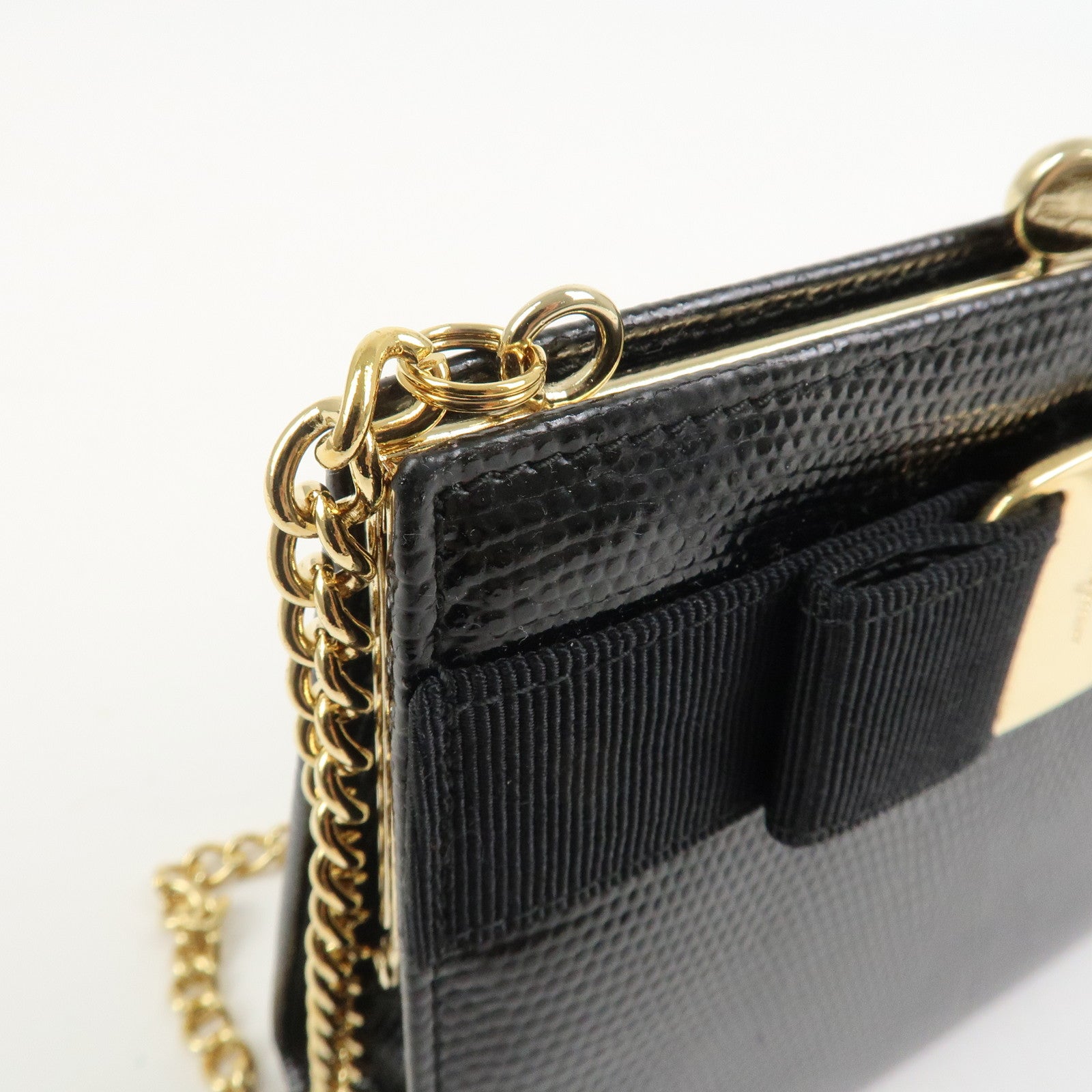 Ferragamo Vara Ribbon Embossed Leather Chain Shoulder Bag Black