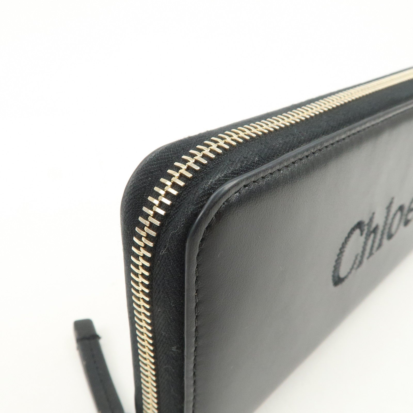 Chloe Logo Leather Round Zippy Long Wallet Black