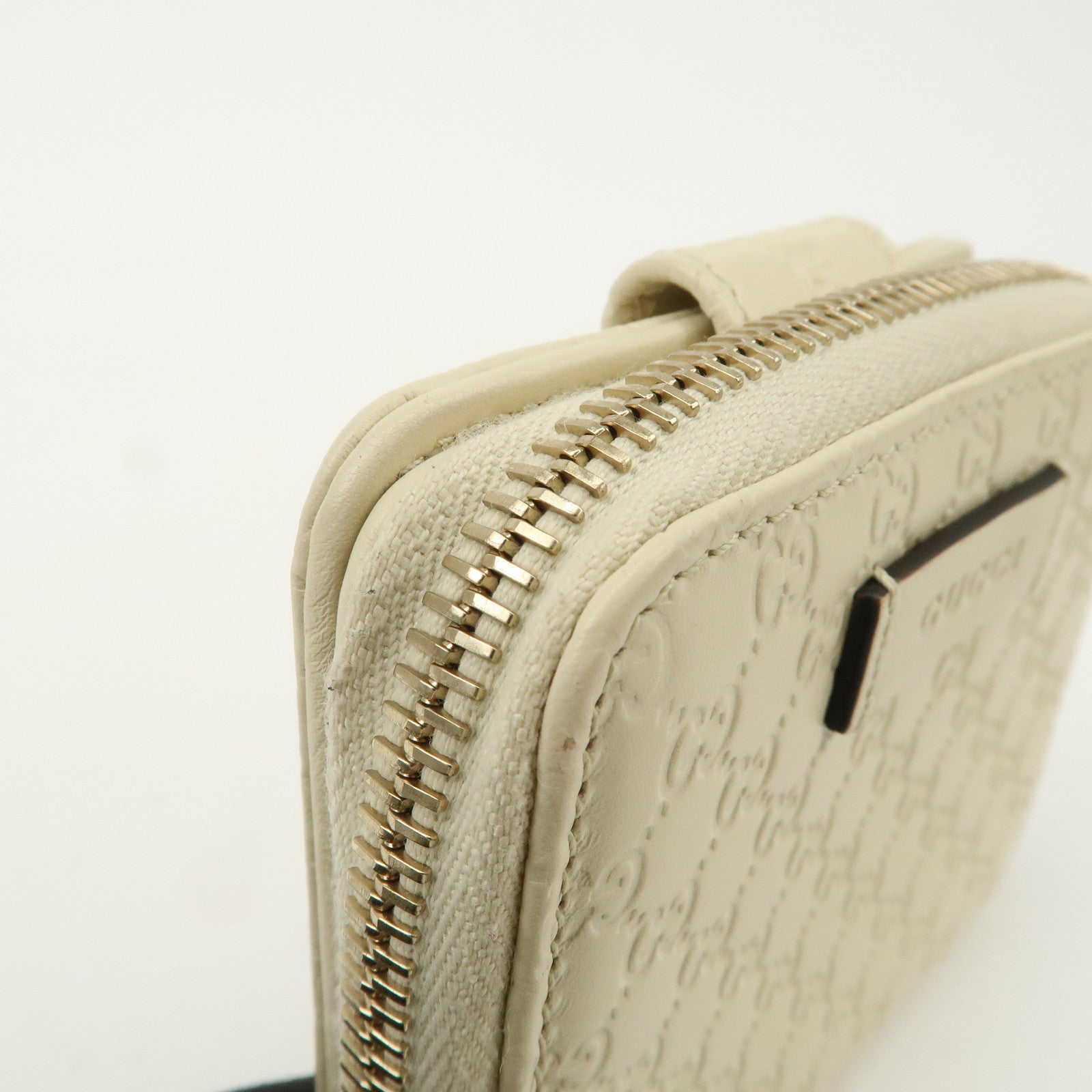 GUCCI Micro Guccissima Leather Signature Bi-Fold Compact Wallet Ivory Used