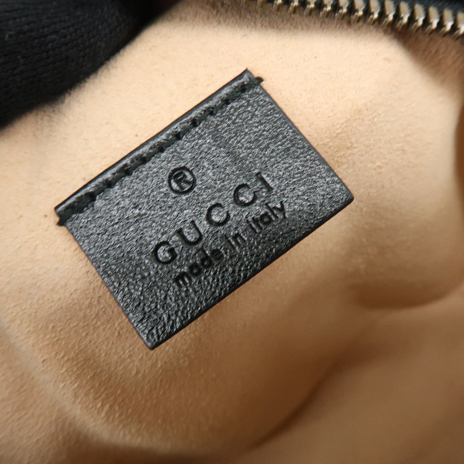 GUCCI GG Marmont Chevron Leather Chain Shoulder Bag Heart 550154