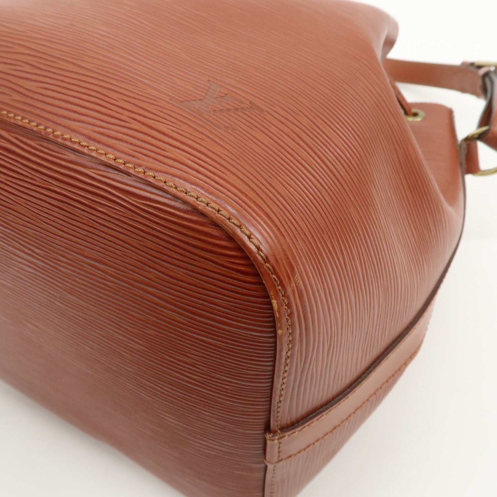 Louis Vuitton Epi Petit Noe Shoulder Bag Kenya Brown M44103