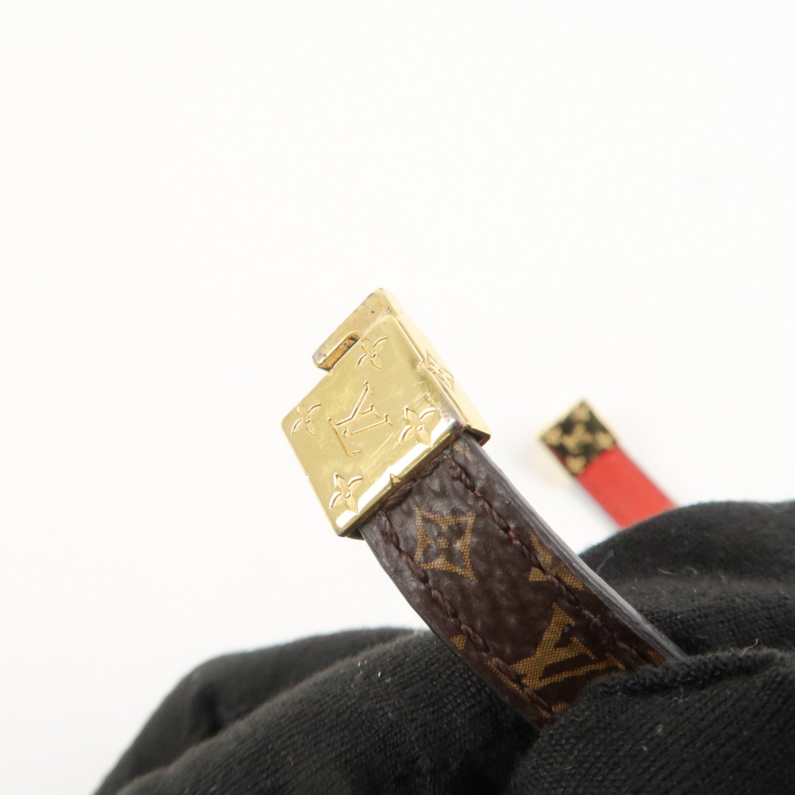 Louis Vuitton Monogram LV Circle Reversible Bracelet M6268E Used