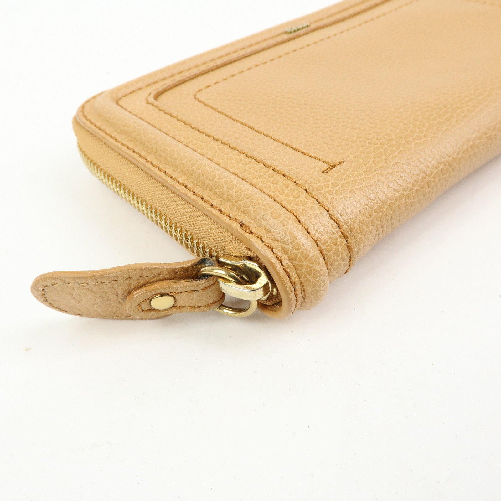Chloe Paraty Leather Round Zippy Long Wallet Light Brown
