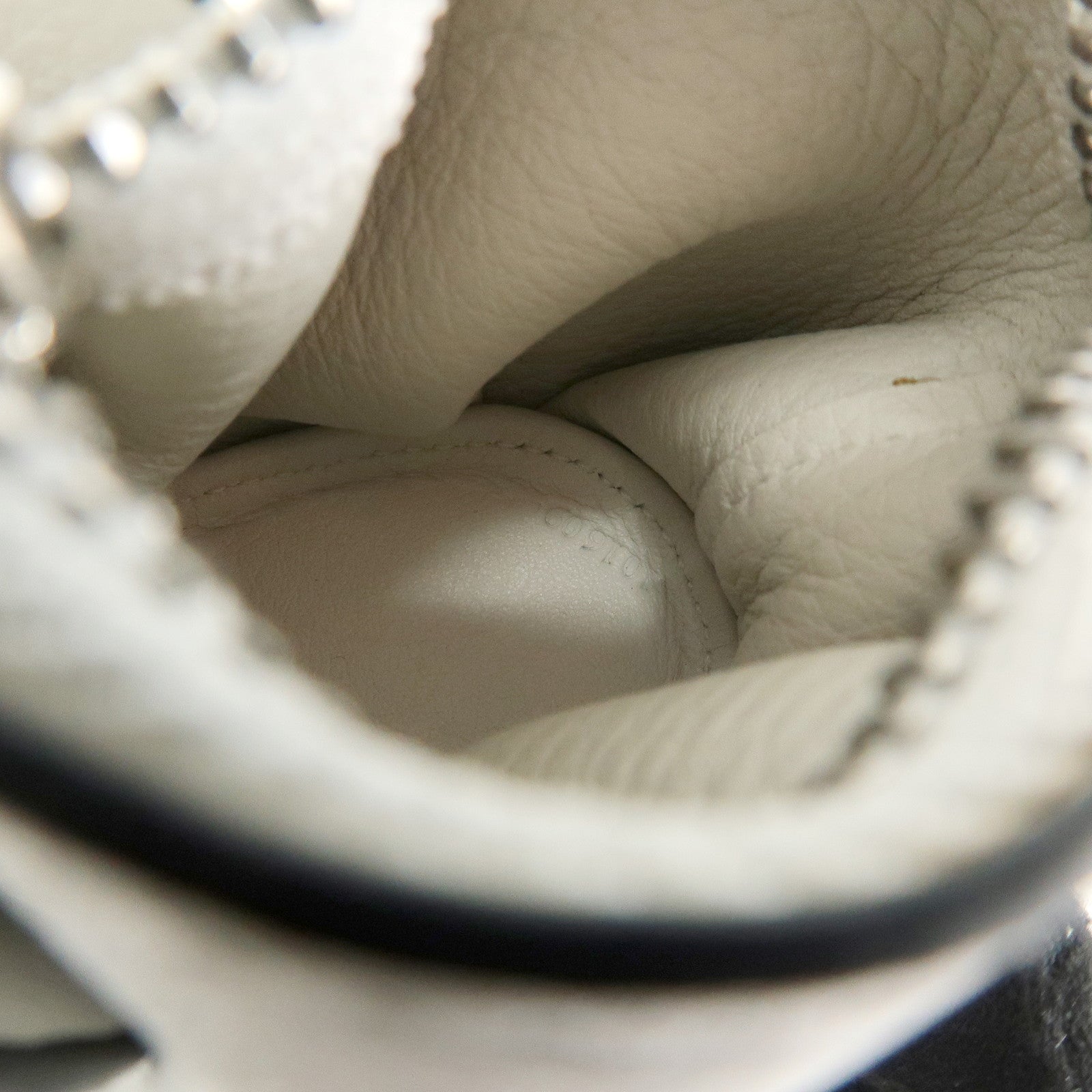 LOEWE Calf Leather Elephant Coin Case Coin Purse White