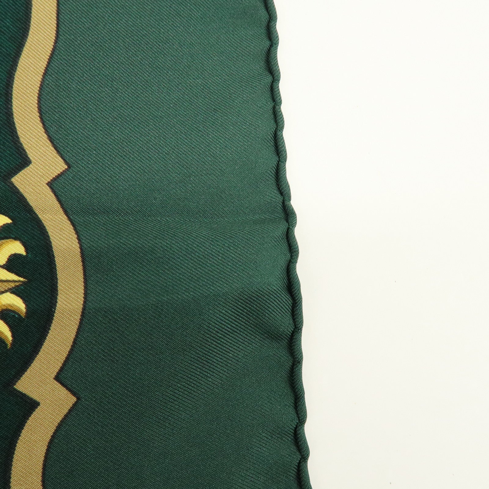 HERMES Carre 90 Silk 100% COSMOS Scarf Green