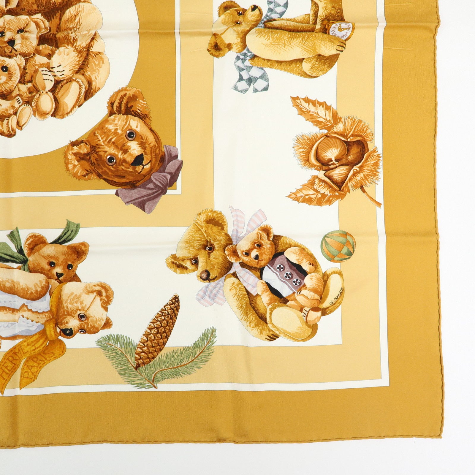 HERMES Carre 90 Silk 100% Scarf Confidents des Coeurs Brown