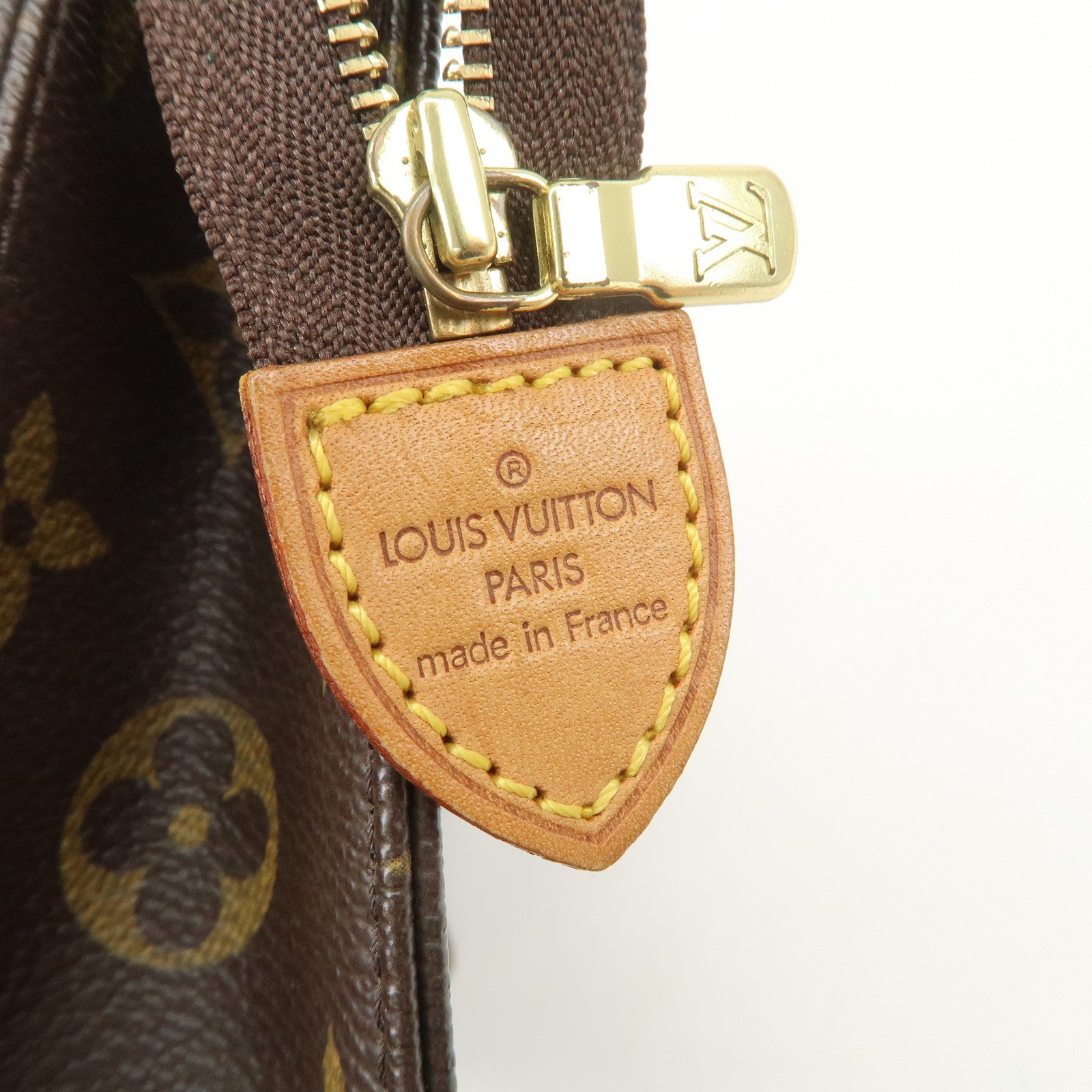Louis Vuitton Monogram Poche Toilette 19 Clutch Bag Pouch M47544