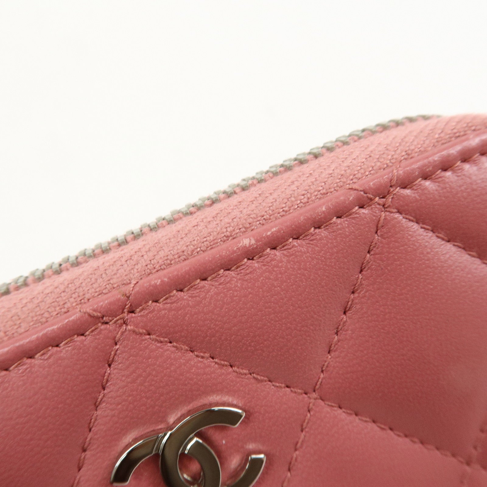 CHANE Matelasse Lambskin Classic Zippy Coin Case Pink AP0216