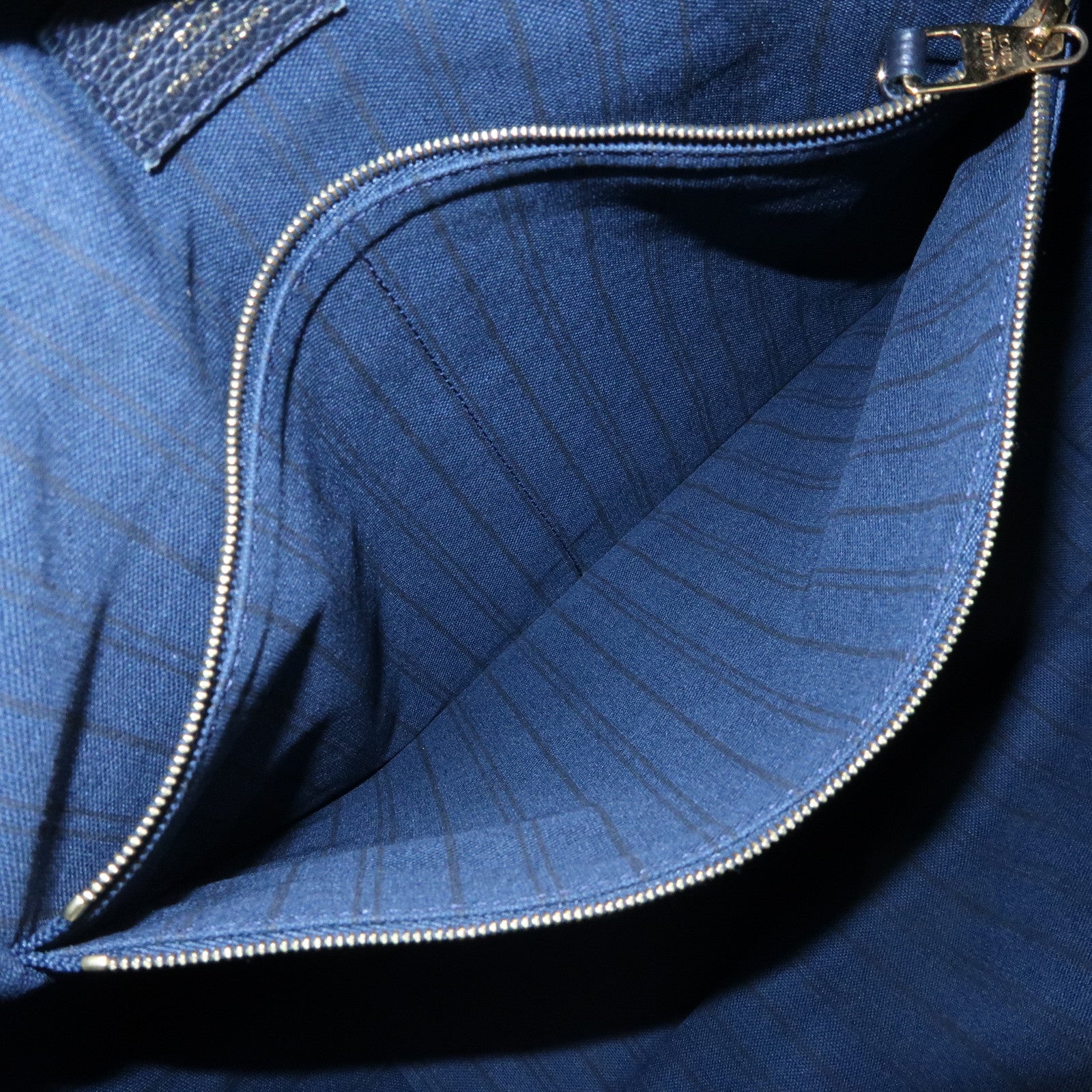 Louis Vuitton Monogram Empreinte Luminuse PM Tote Bag Navy M93410