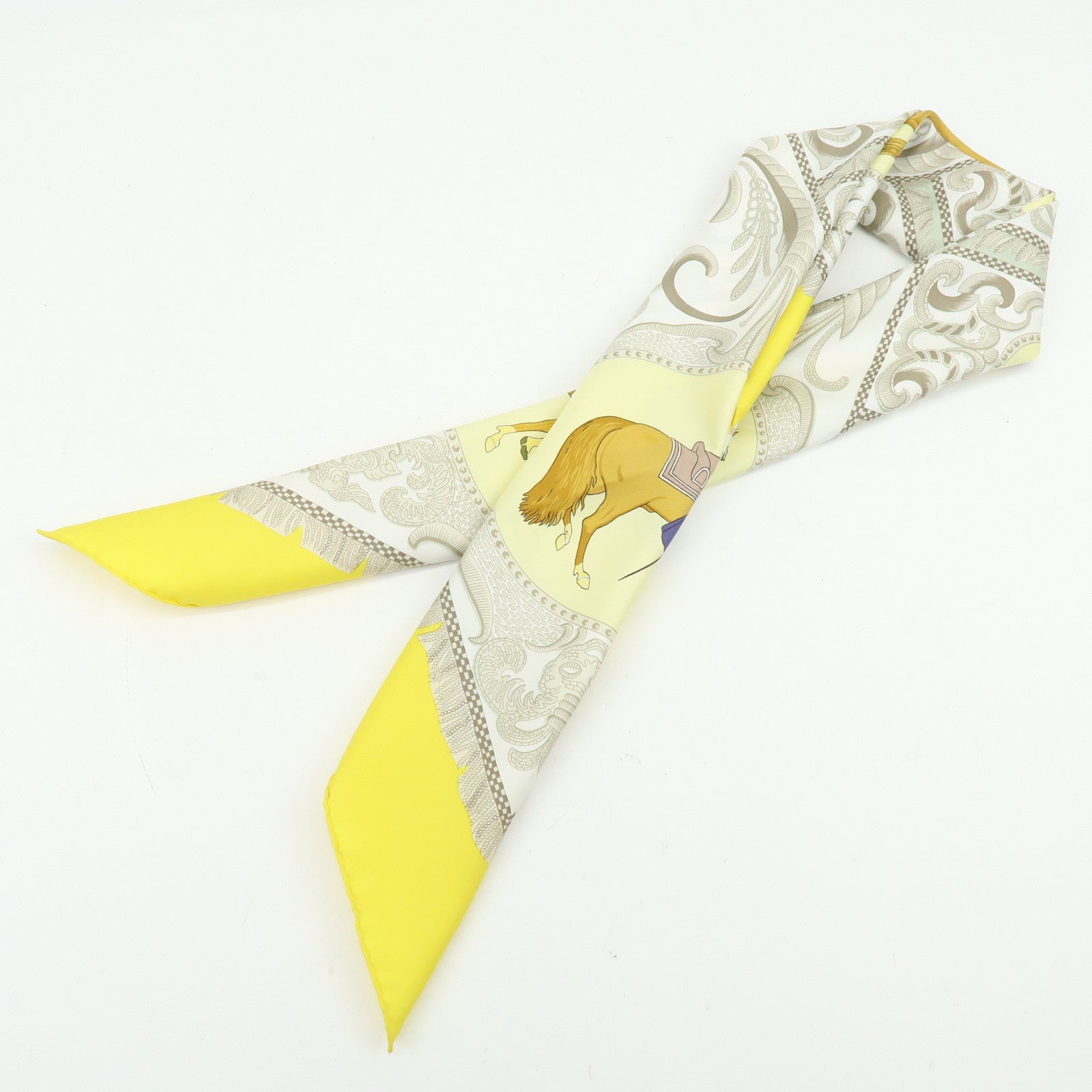 HERMES Carre 90 Silk 100% Scarf LA PRESENTATION Yellow Beige
