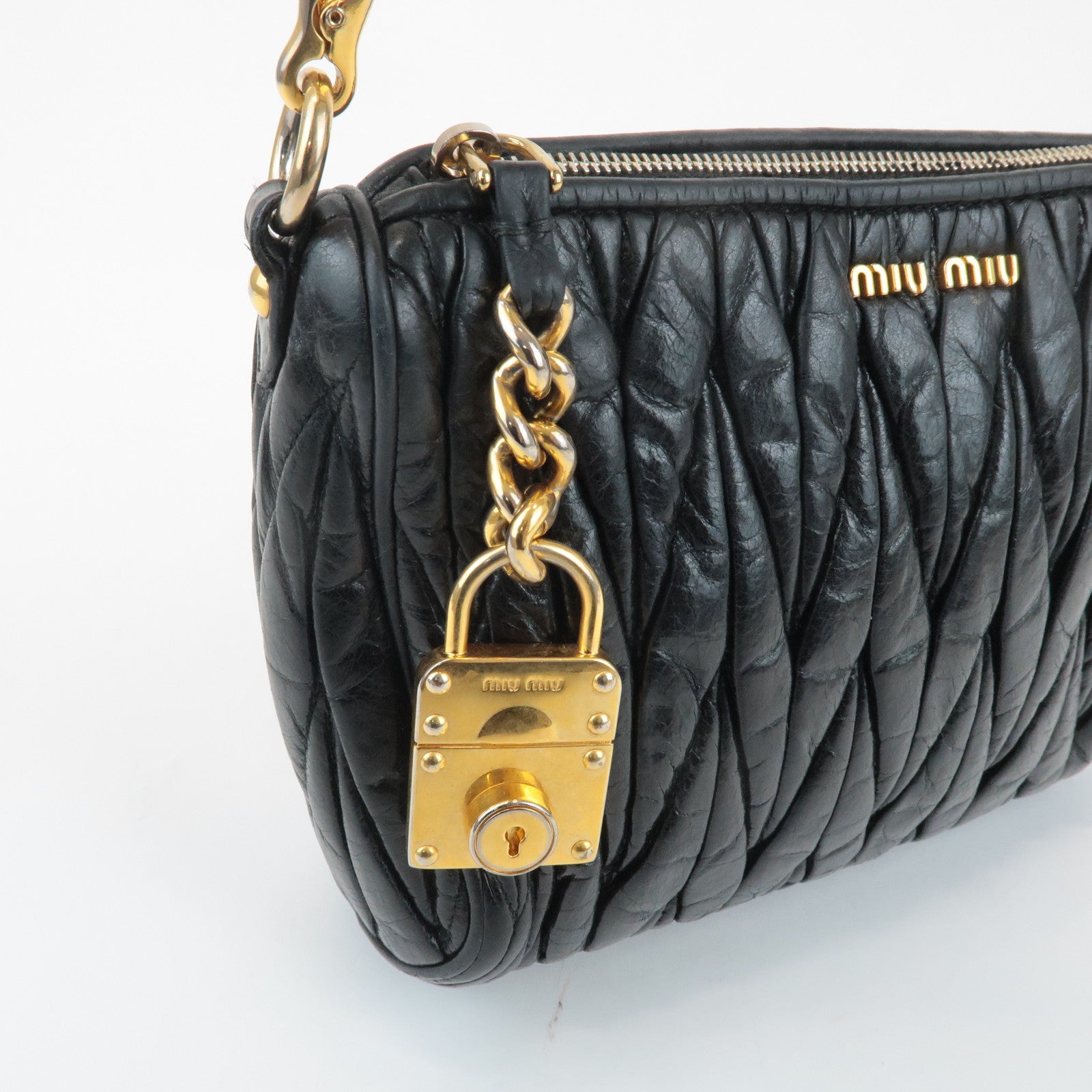 MIU MIU Logo Matelasse Leather Shoulder Bag Black 5N1521