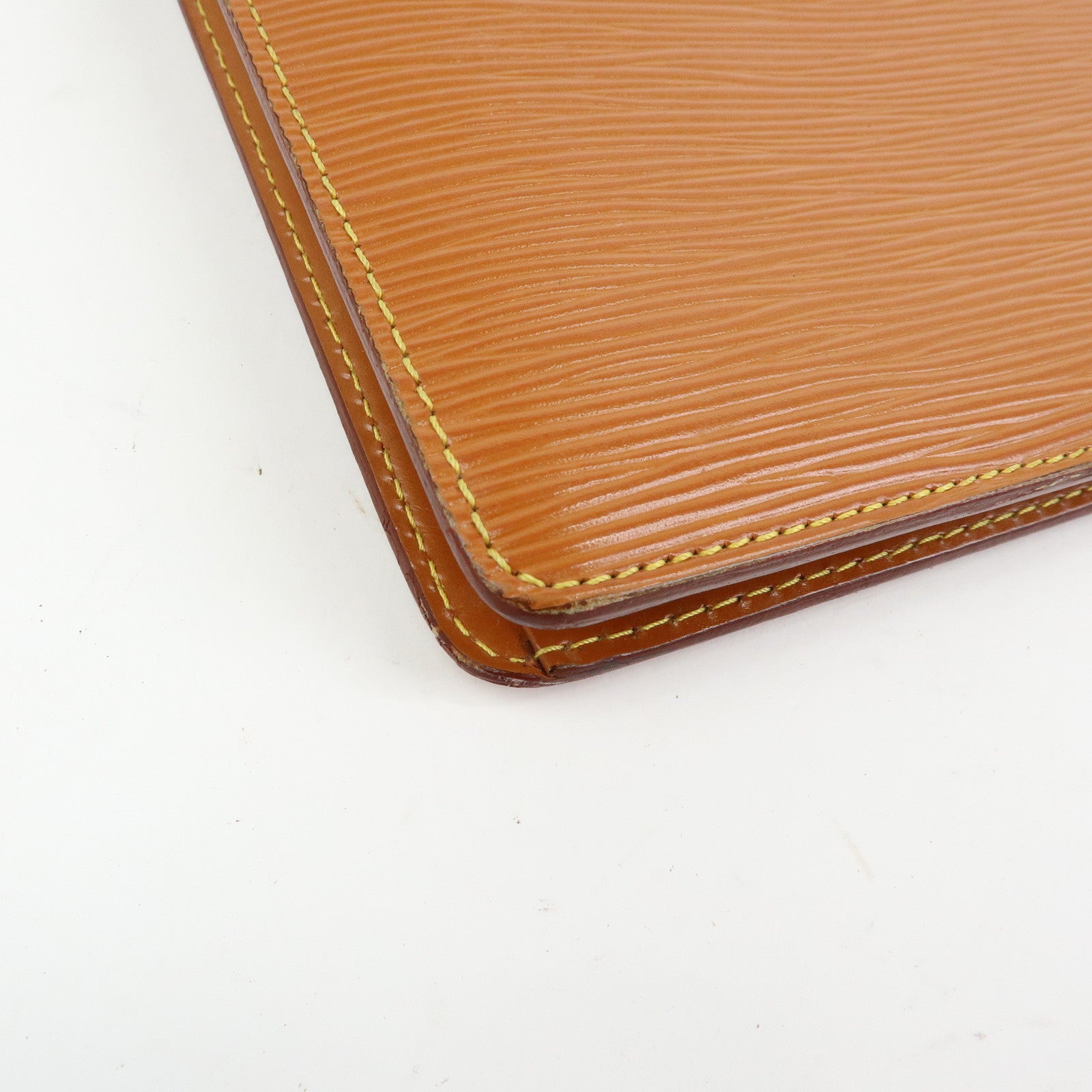 Louis Vuitton Epi Pochette Homme Clutch Bag Zipang Gold M52528