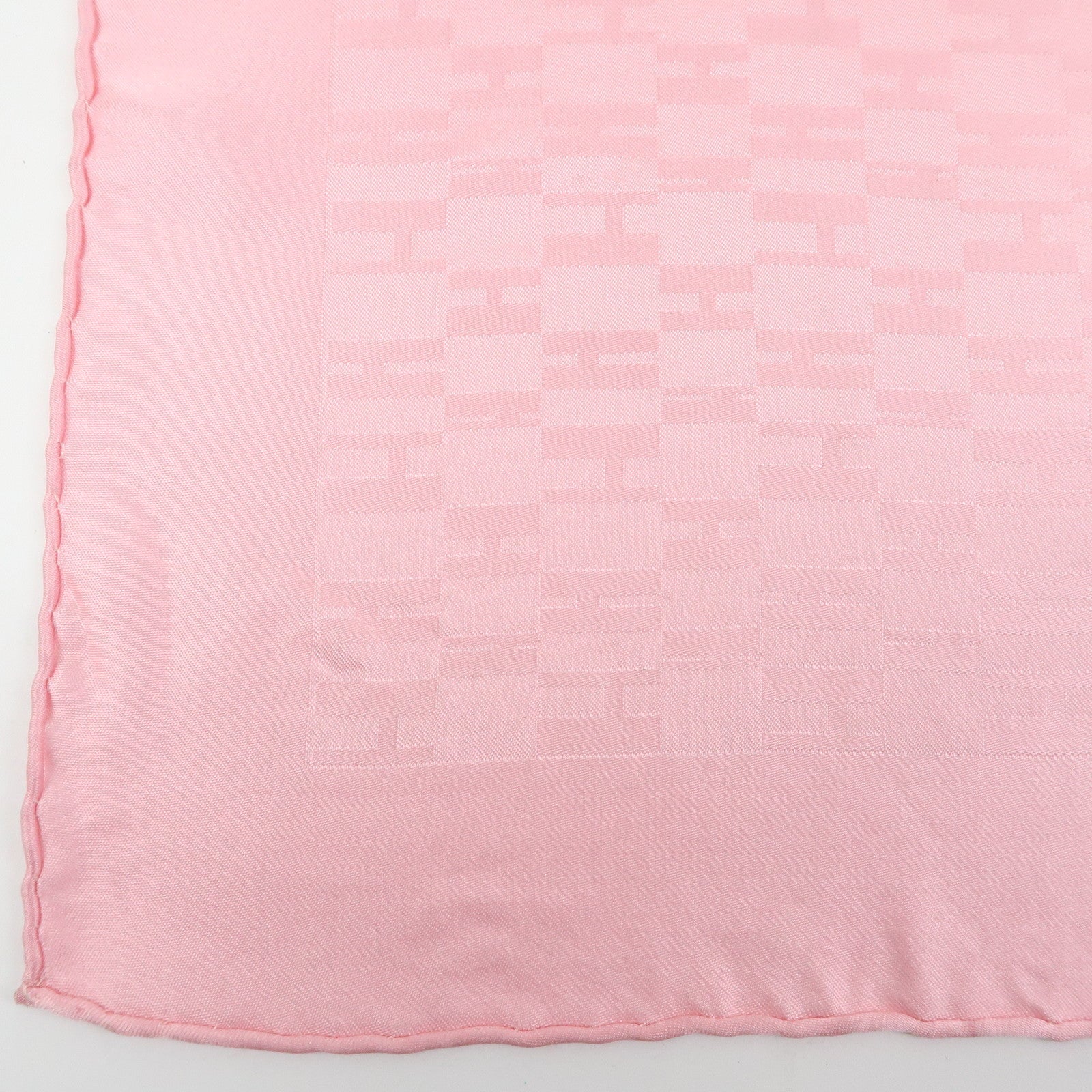 HERMES Pochette Faconnee Grand H Silk 100% Scarf Pocket Square Pink