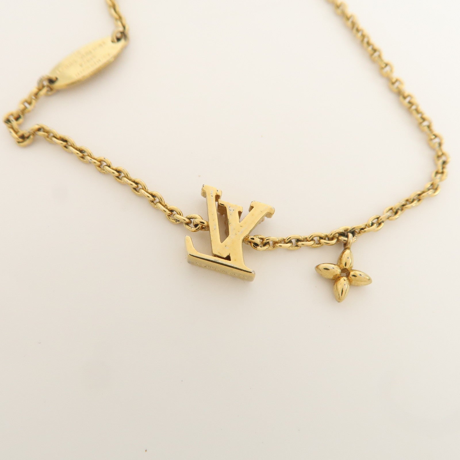 Louis Vuitton LV Iconic Metal Bracelet Gold M00587