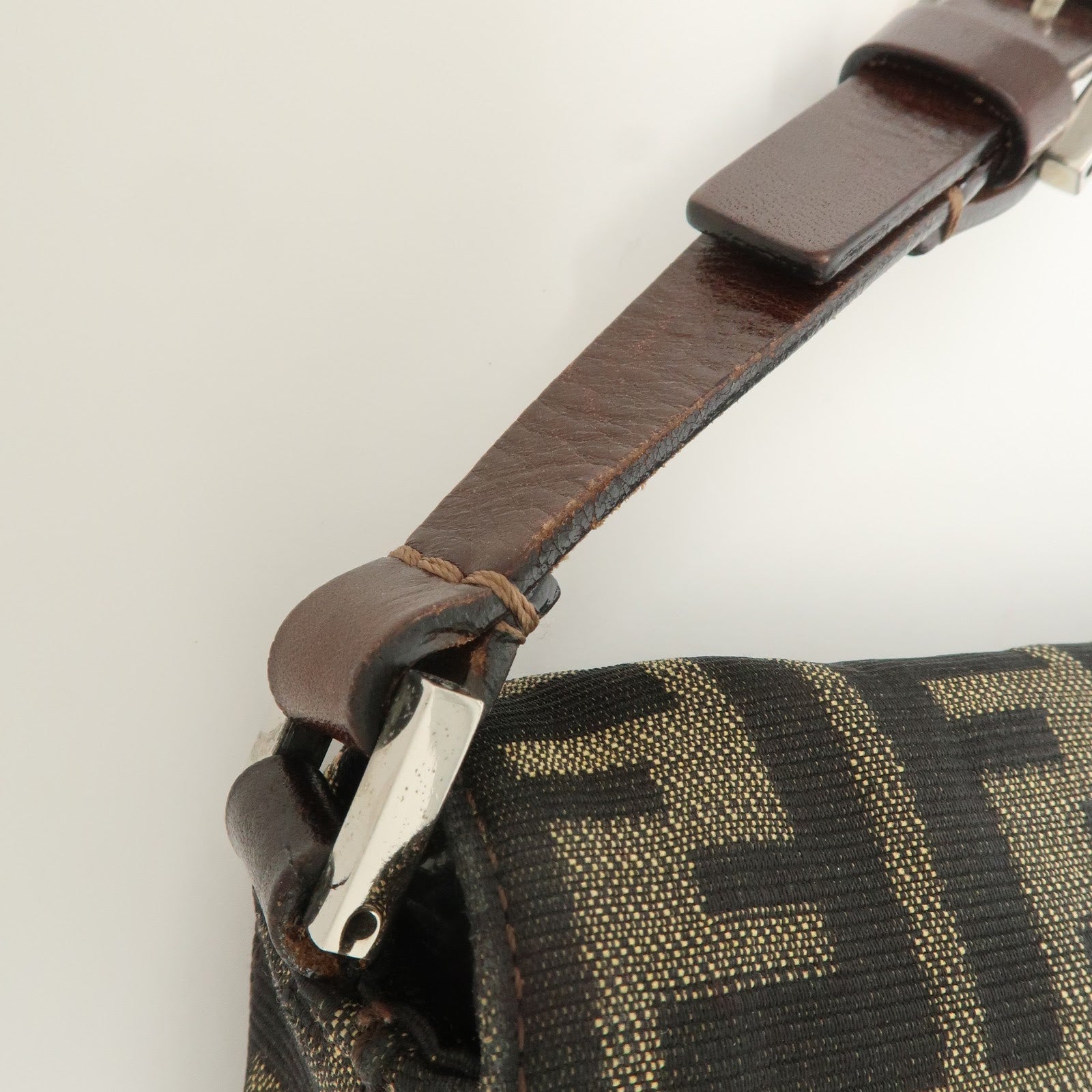 FENDI Zucca Canvas Leather Shoulder Bag Hand Bag Brown 26640