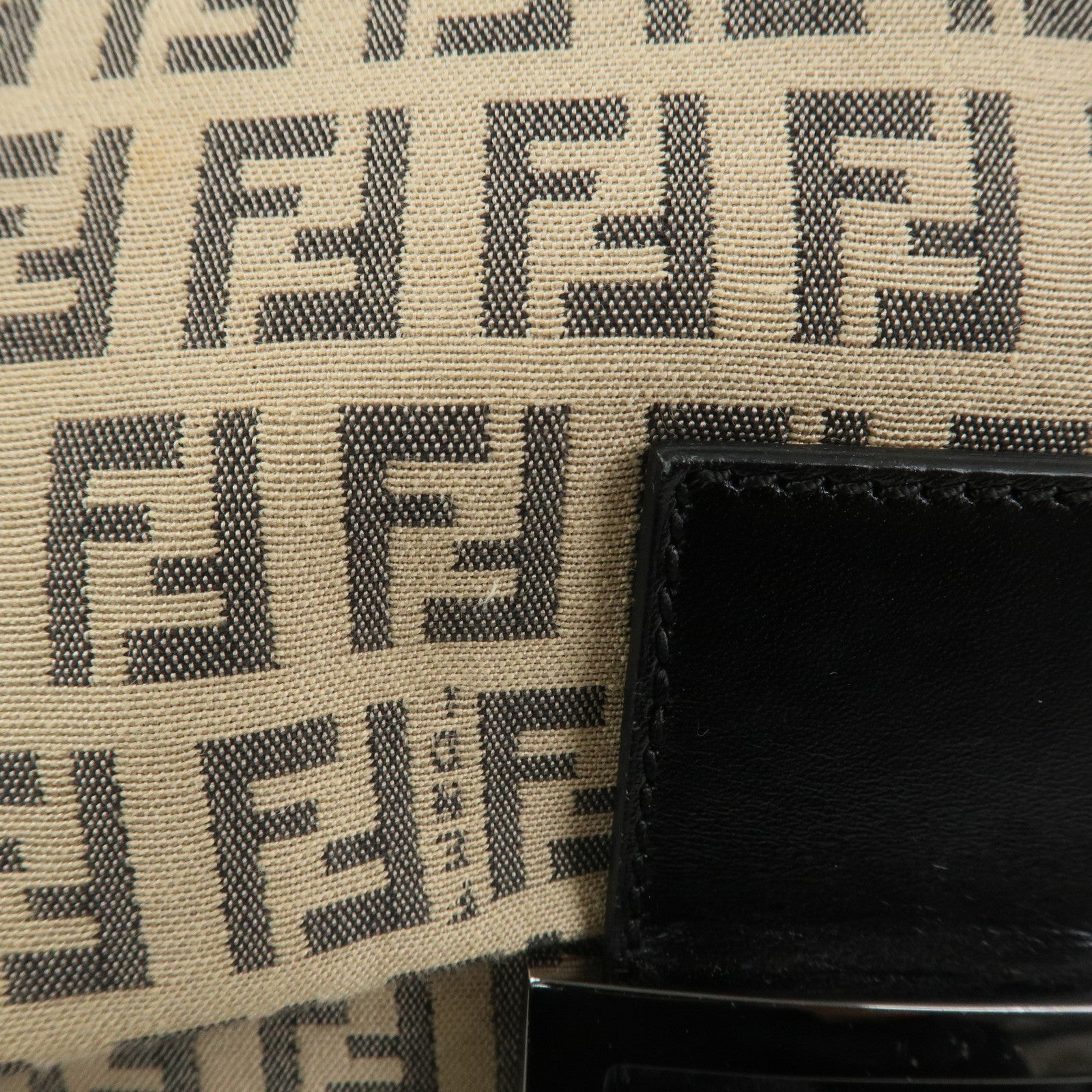 FENDI Zucchino Mamma Baguette Canvas Leather Shoulder Bag 8BR001