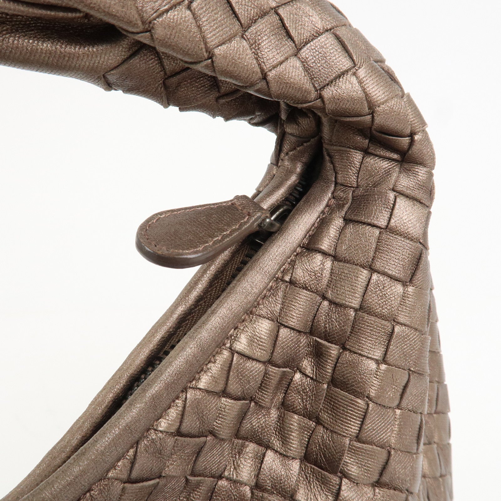 BOTTEGA VENETA Intrecciato Leather Shoulder Bag Metaric Brown