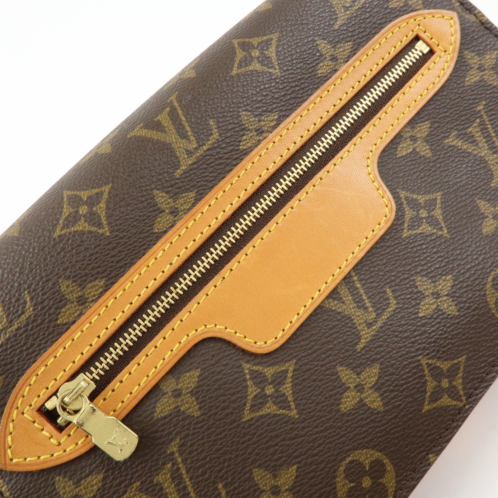 Louis Vuitton Monogram Saint Germain 24 Shoulder Bag Brown M51210