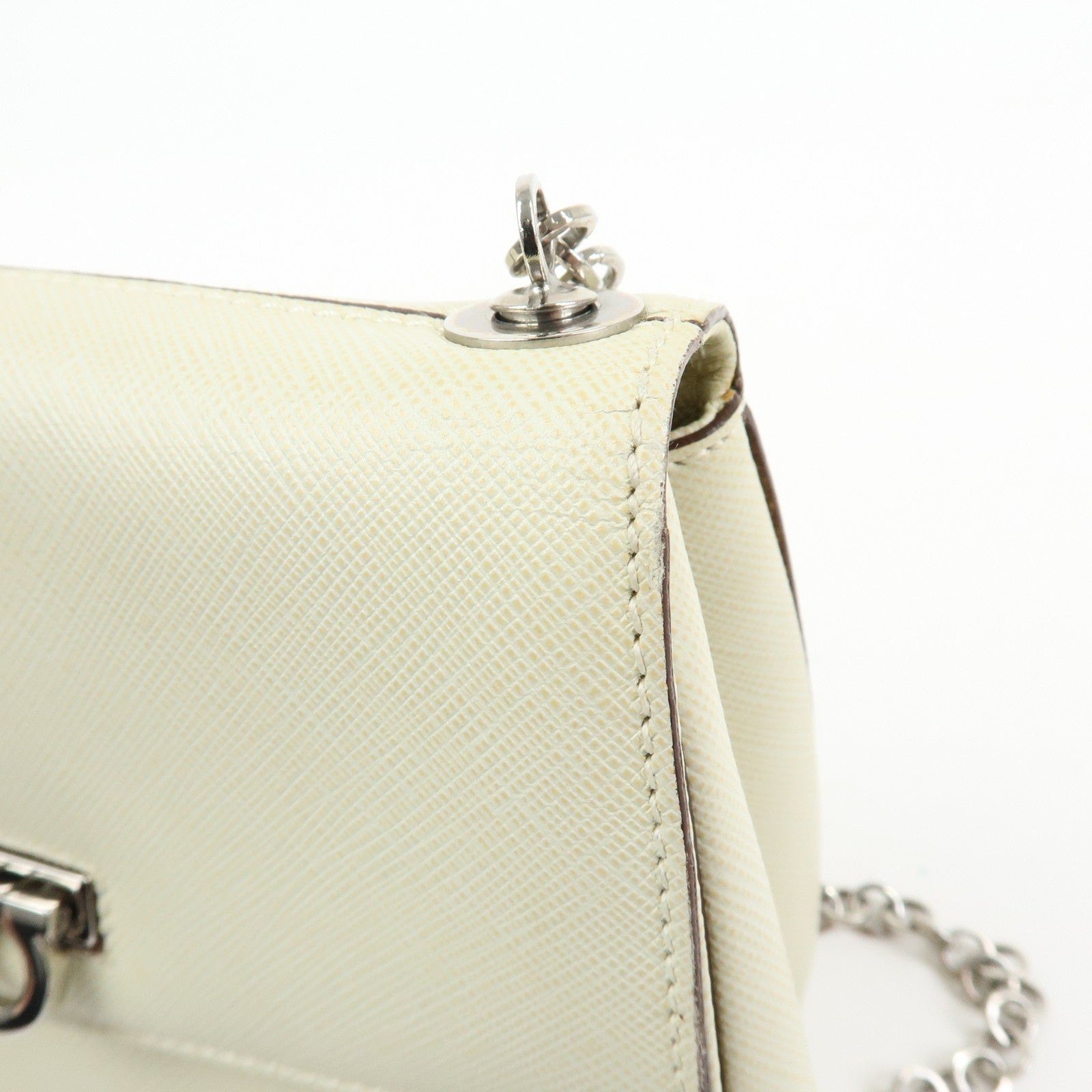 Ferragamo Gancini Leather Chain Shoulder Bag Crossbody Bag Ivory