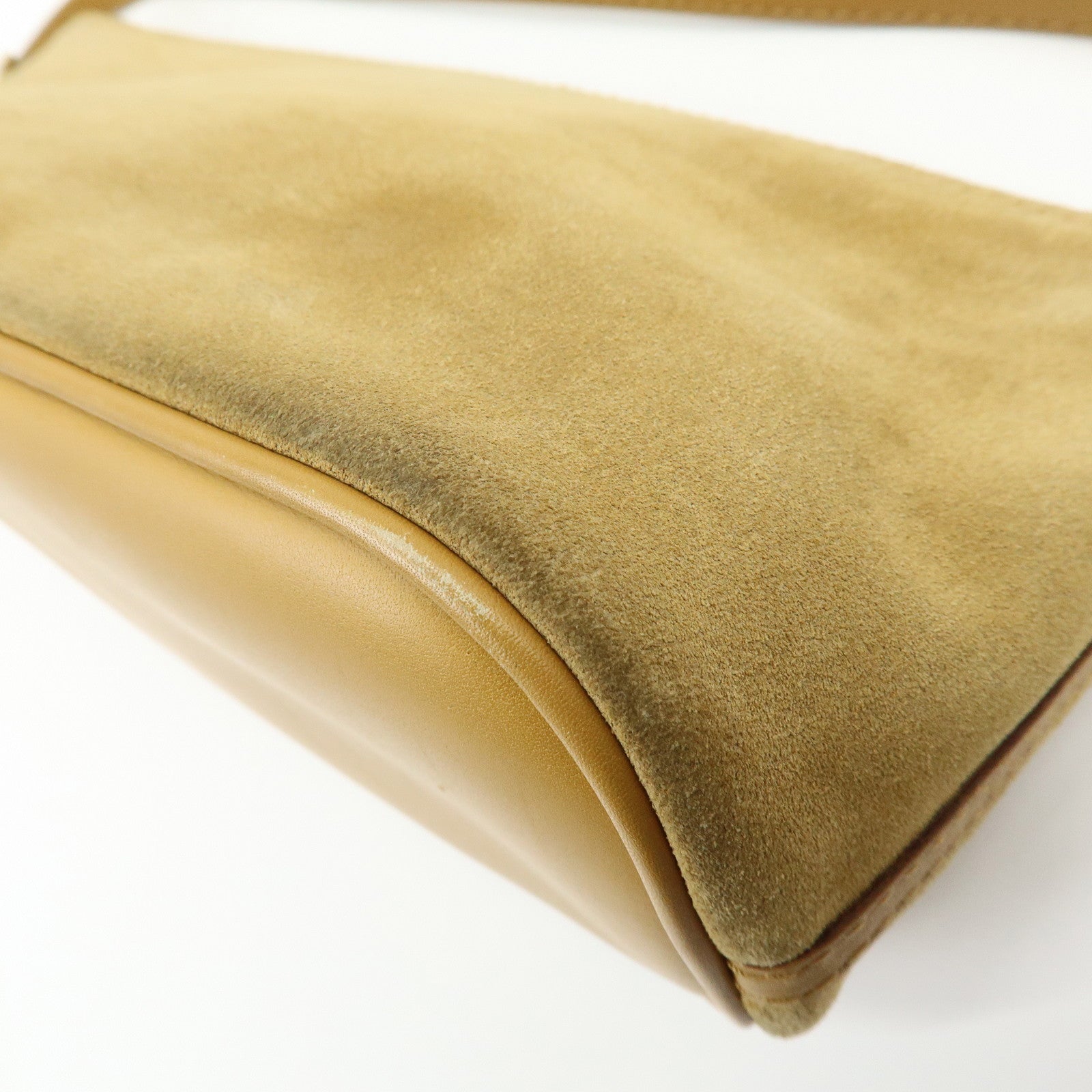 GUCCI Boat Bag Suede Leather Pouch Hand Bag Brown 039.1103