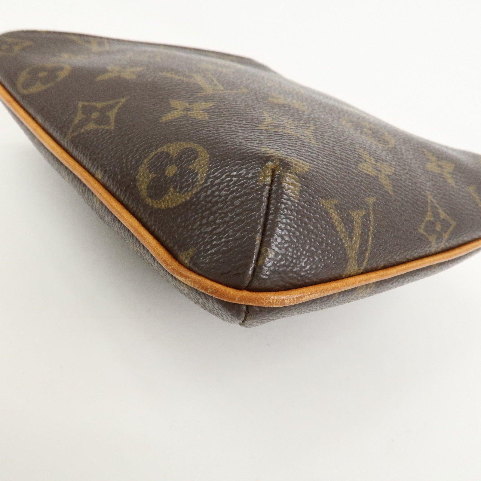 Louis Vuitton Monogram Partition Pouch Wristlet Bag Brown M51901