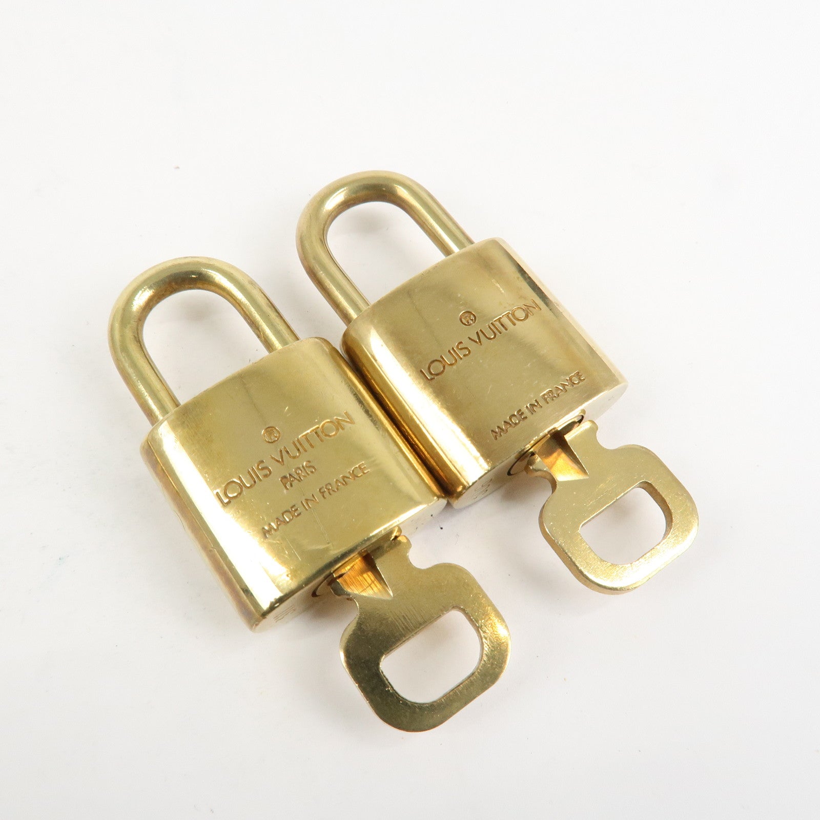 Louis Vuitton Set of 10 Lock & Key Cadena Key Lock Metal Gold Used
