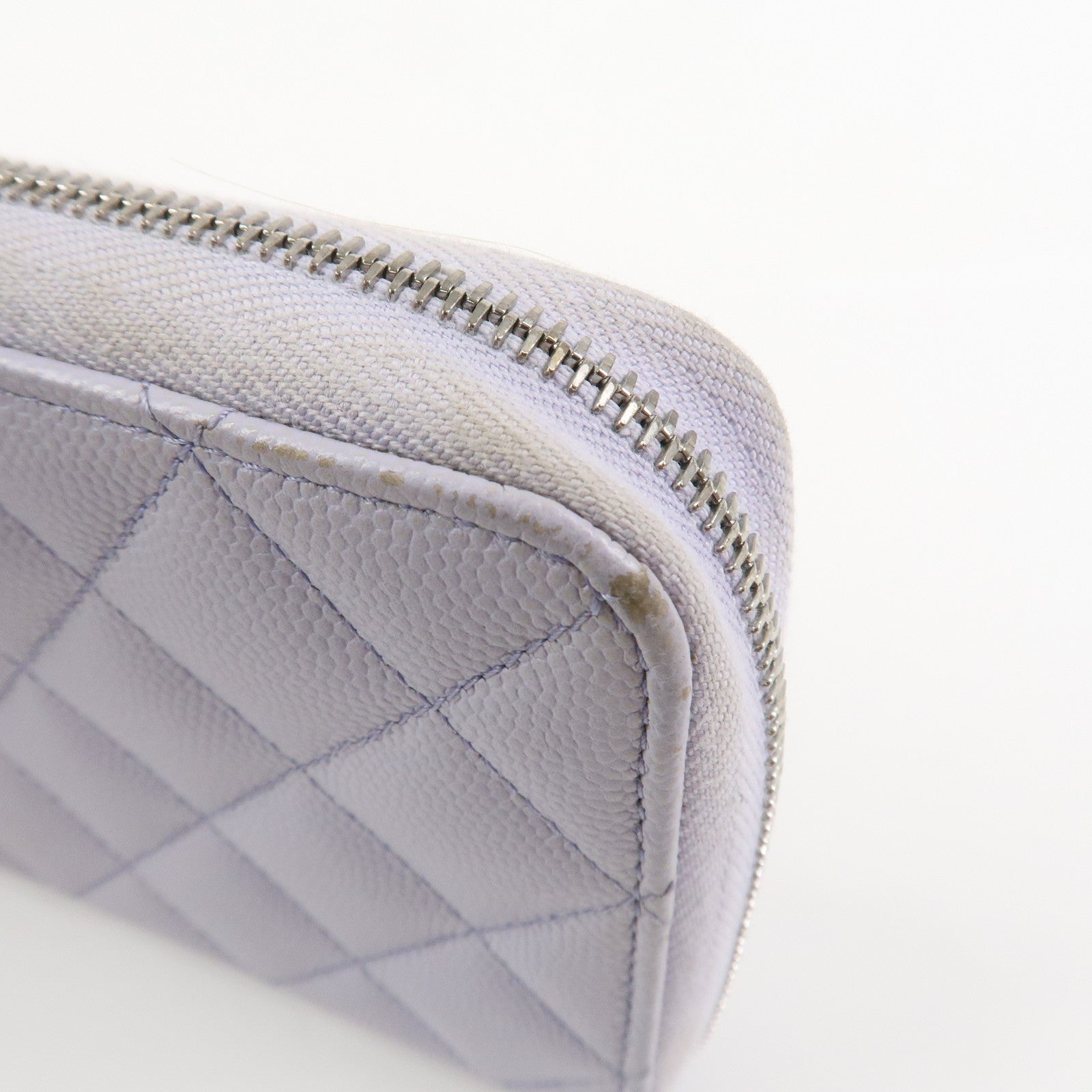 CHANEL Matelasse Caviarskin Round Zippy Wallet Lavender AP0242