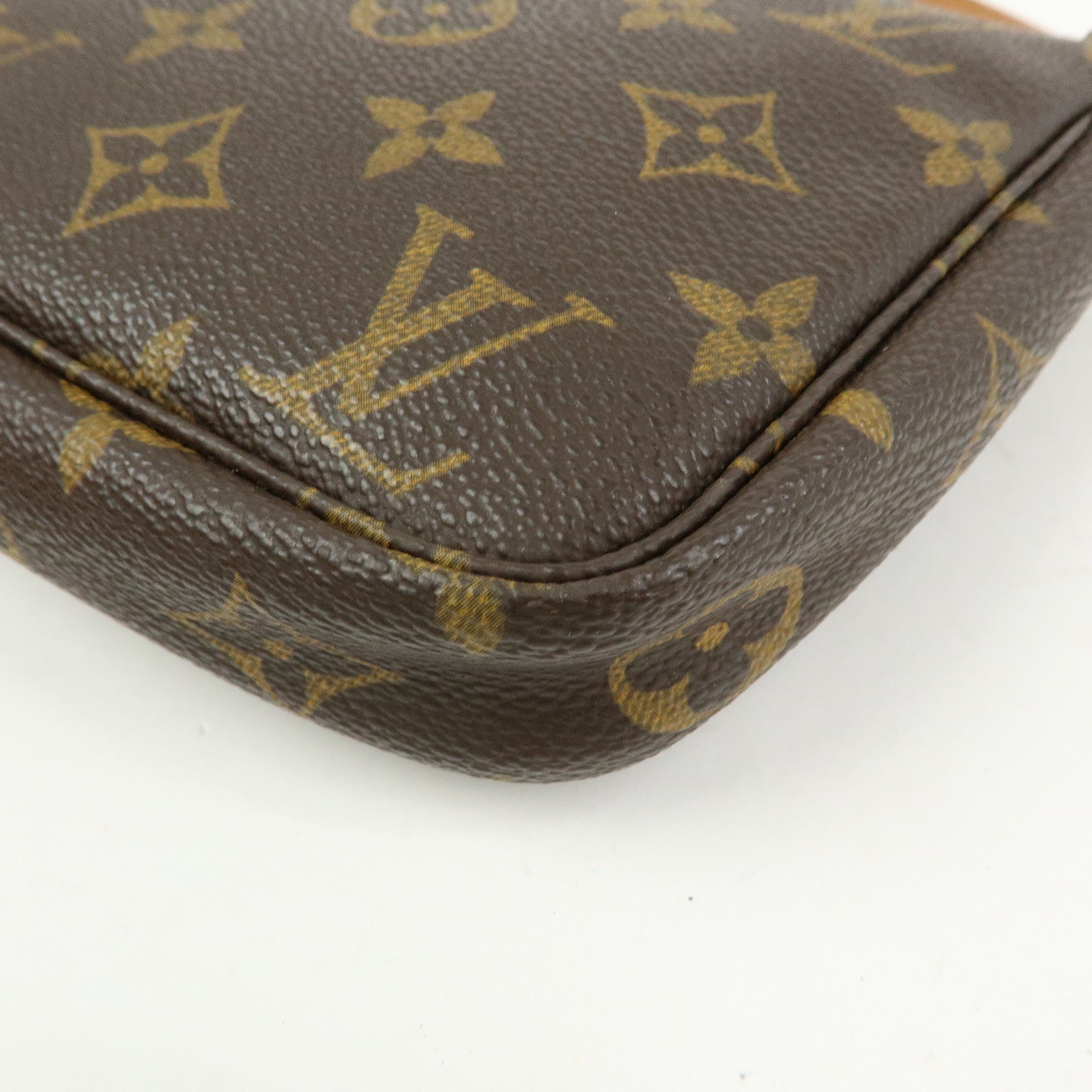 Louis Vuitton Monogram Pochette Accessoires Pouch Hand Bag M51980