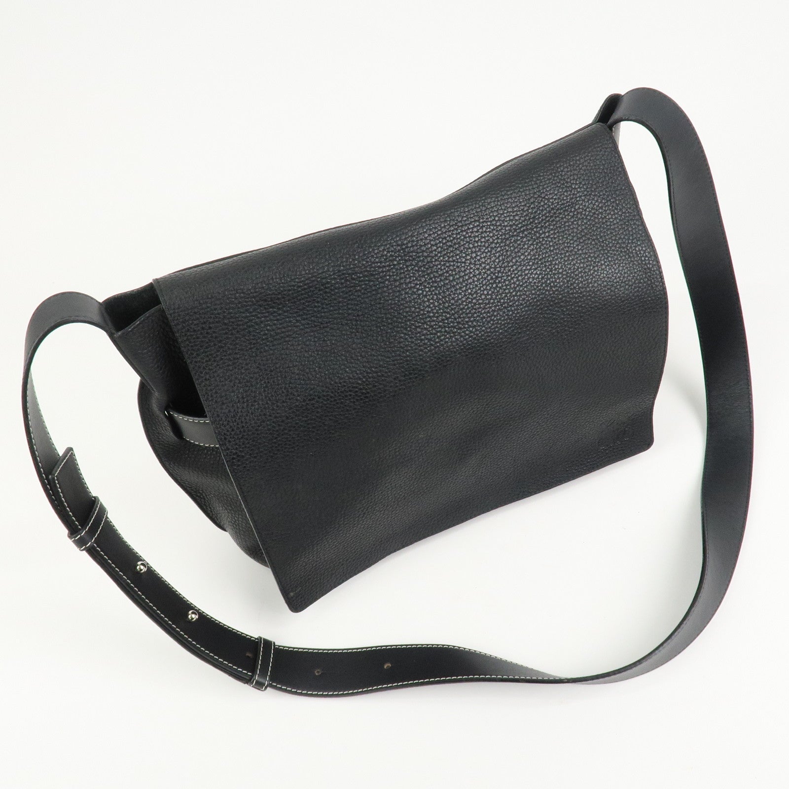 LOEWE Anagram Logo Leather Shoulder Bag Crossbody Bag Black