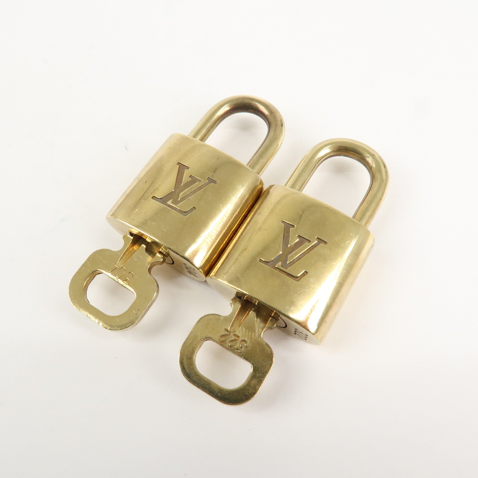 Louis Vuitton Set of 10 Lock & Key Cadena Key Lock Metal Gold Used