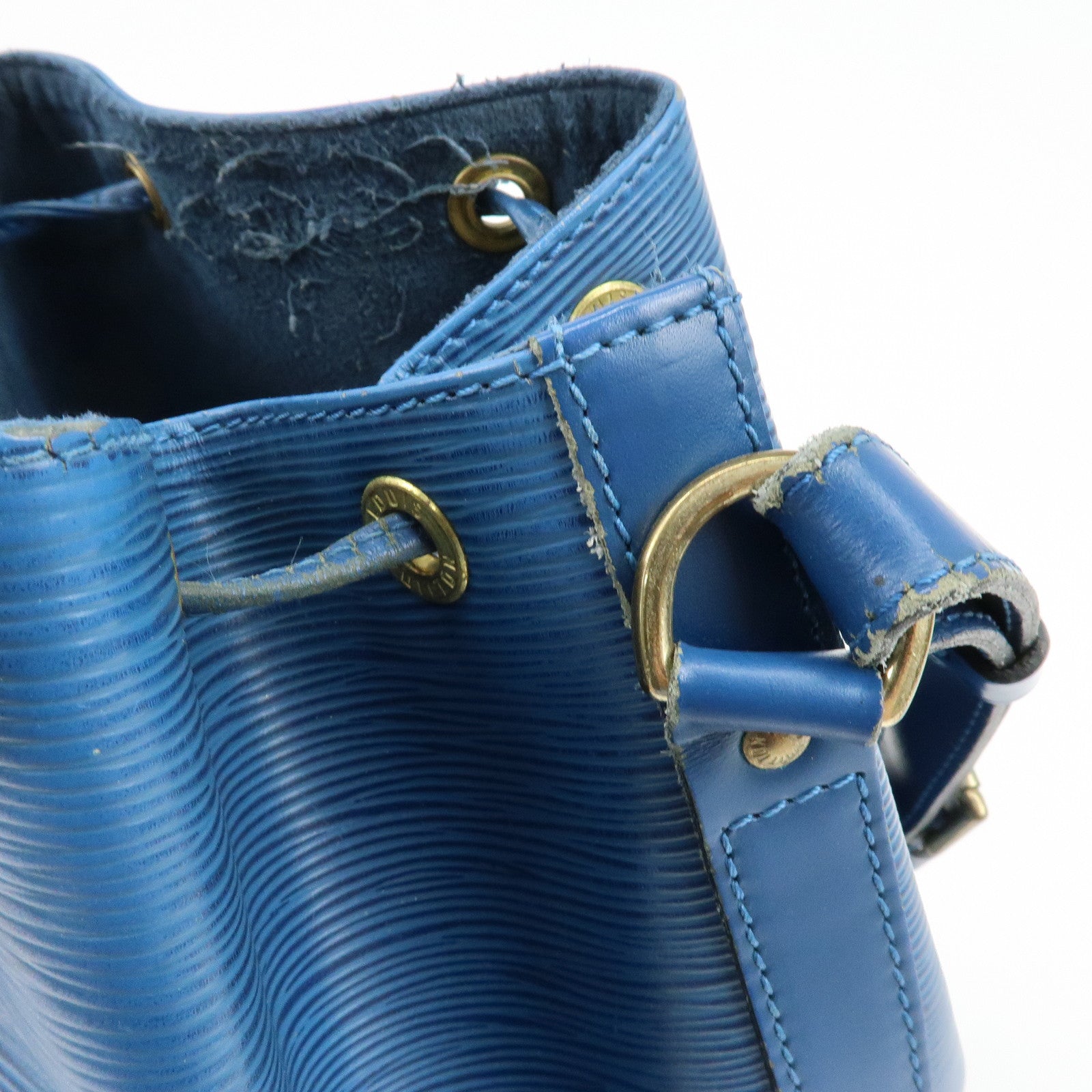 Louis Vuitton Epi Petit Noe Shoulder Hand Bag Toledo Blue M44105