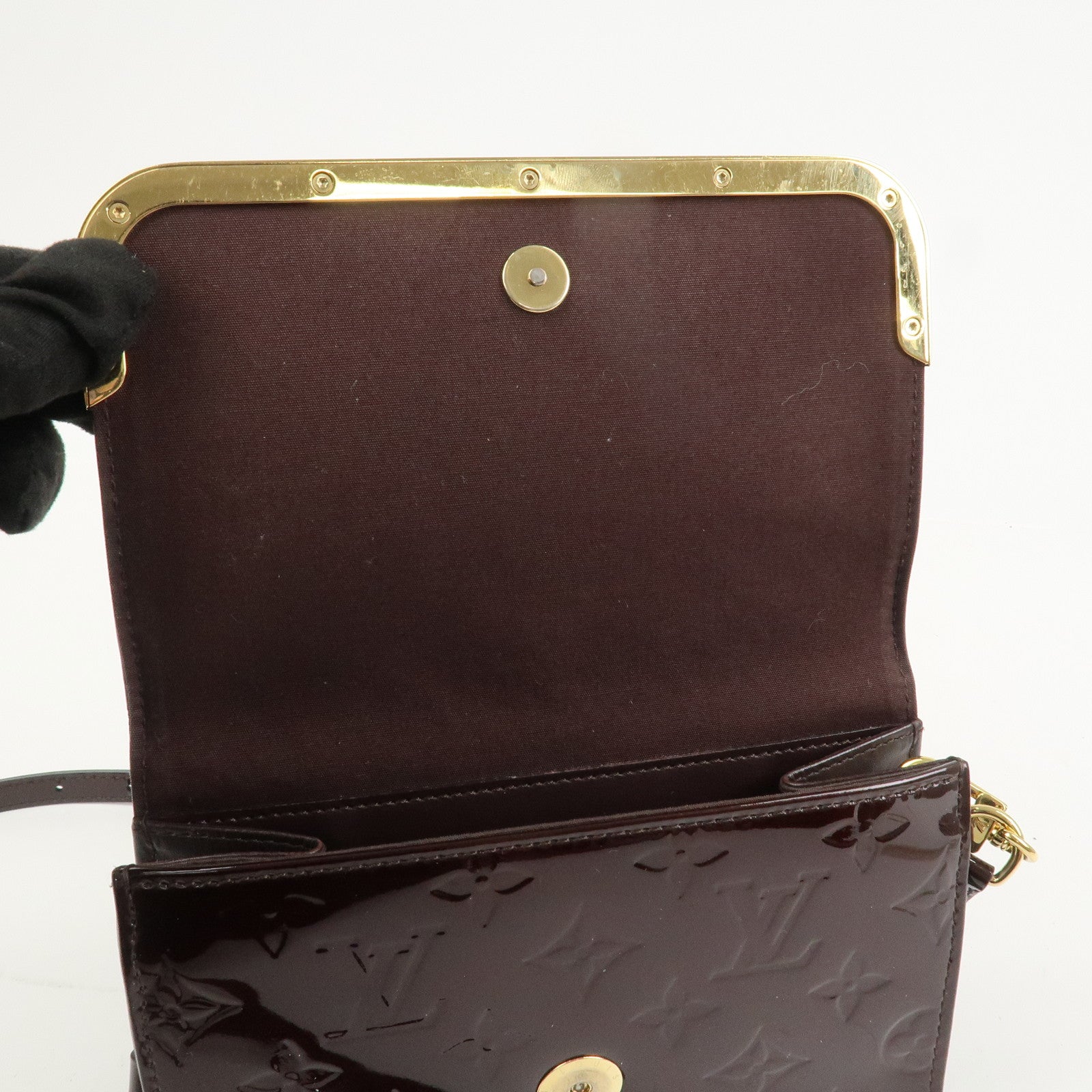 Louis Vuitton Vernis Rossmore PM Shoulder Bag Amarante M91546