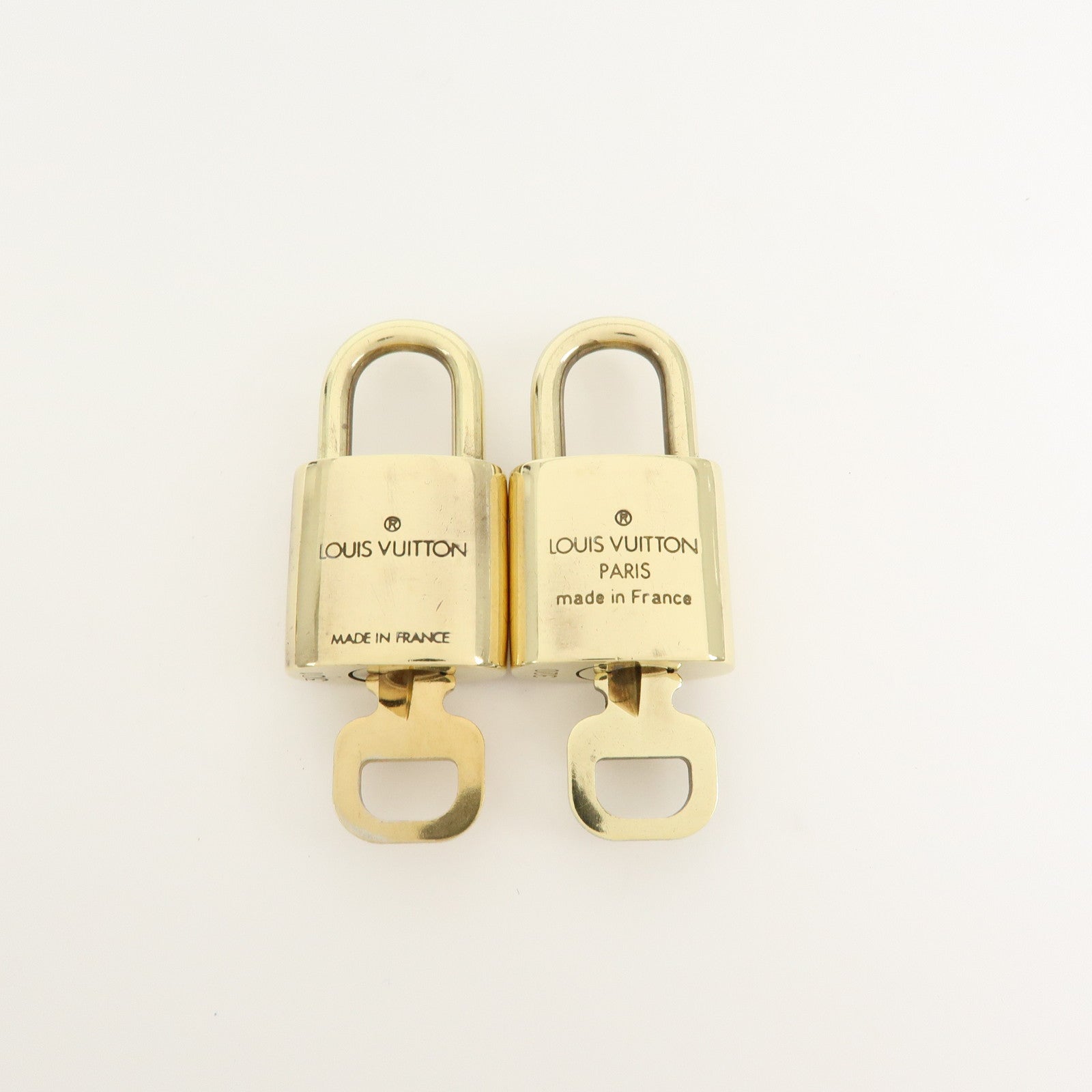 Louis Vuitton Set of 10 Lock & Key Cadena Key Lock Gold