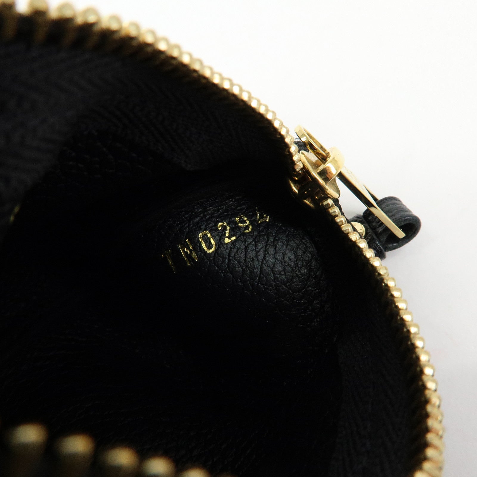Louis Vuitton Monogram Empreinte Pochette Cles Key Case Noir M80879